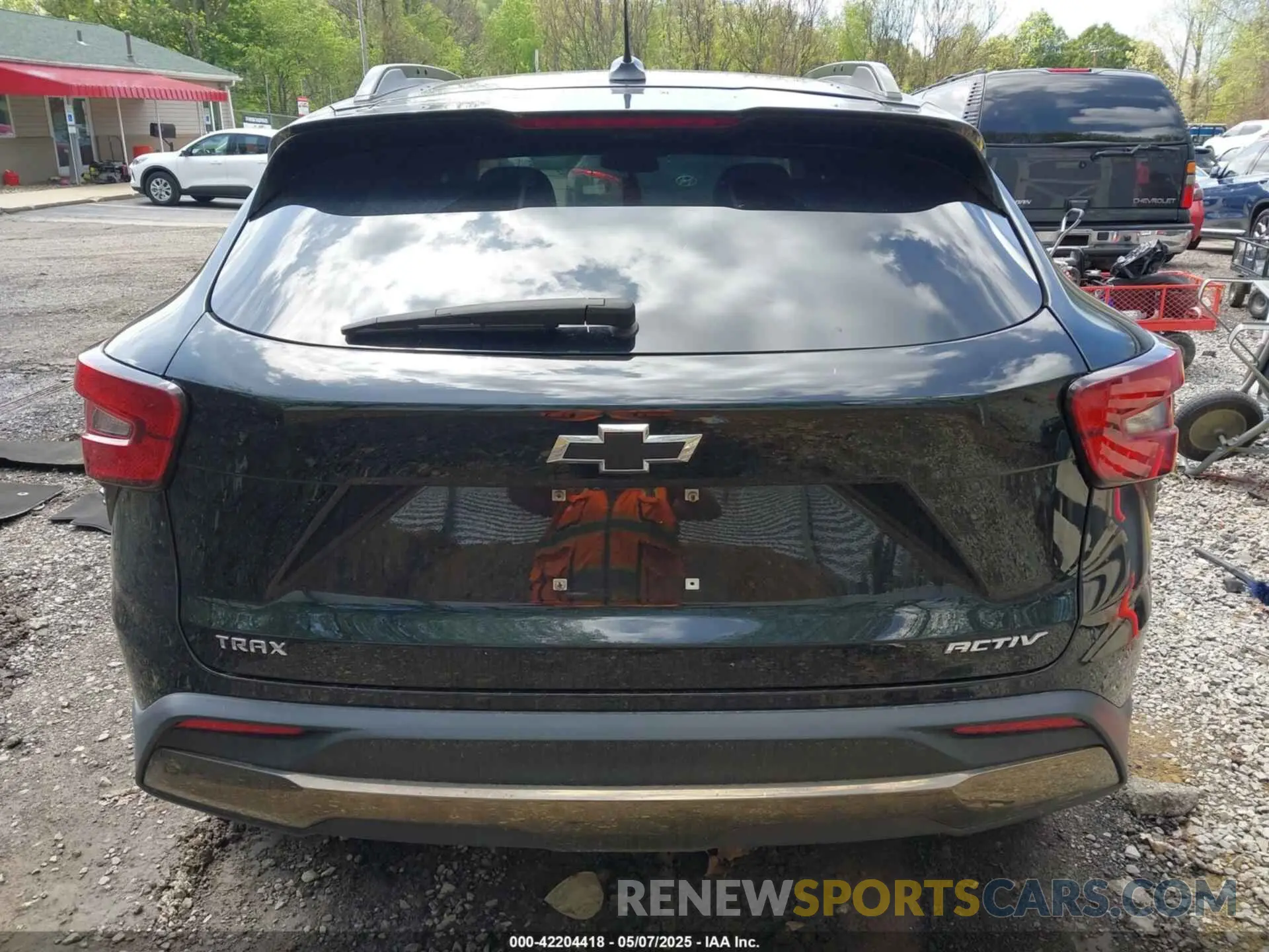 16 Photograph of a damaged car KL77LKE29RC112025 CHEVROLET TRAX 2024