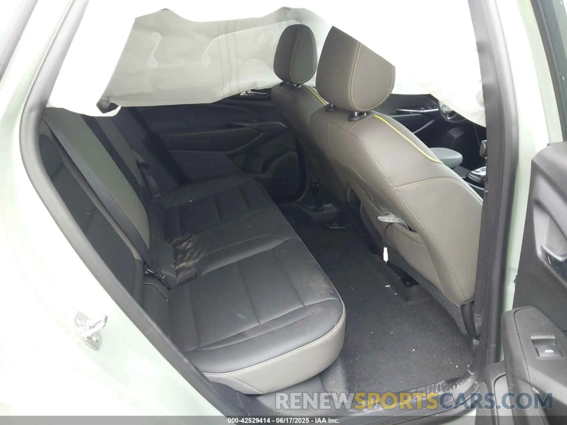 8 Photograph of a damaged car KL77LKE29RC184276 CHEVROLET TRAX 2024