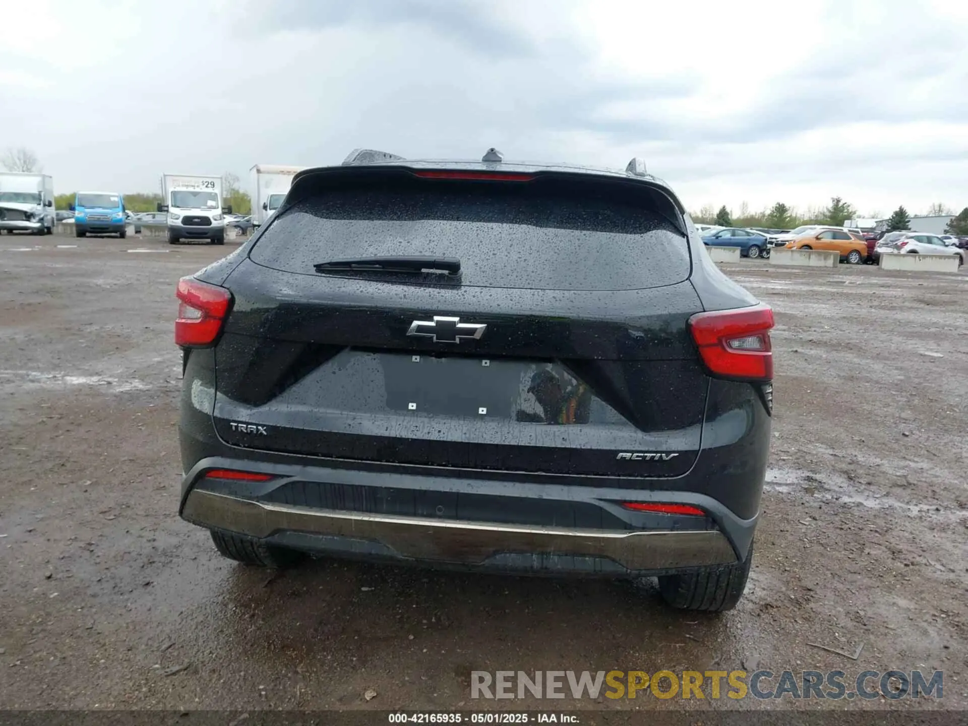 17 Photograph of a damaged car KL77LKE2XRC163372 CHEVROLET TRAX 2024