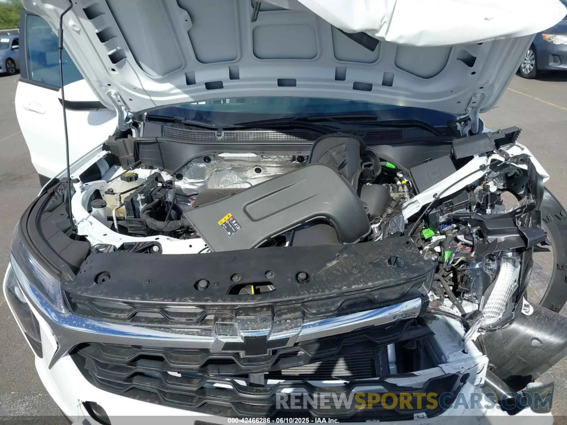 10 Photograph of a damaged car KL77LFEP0SC047722 CHEVROLET TRAX 2025