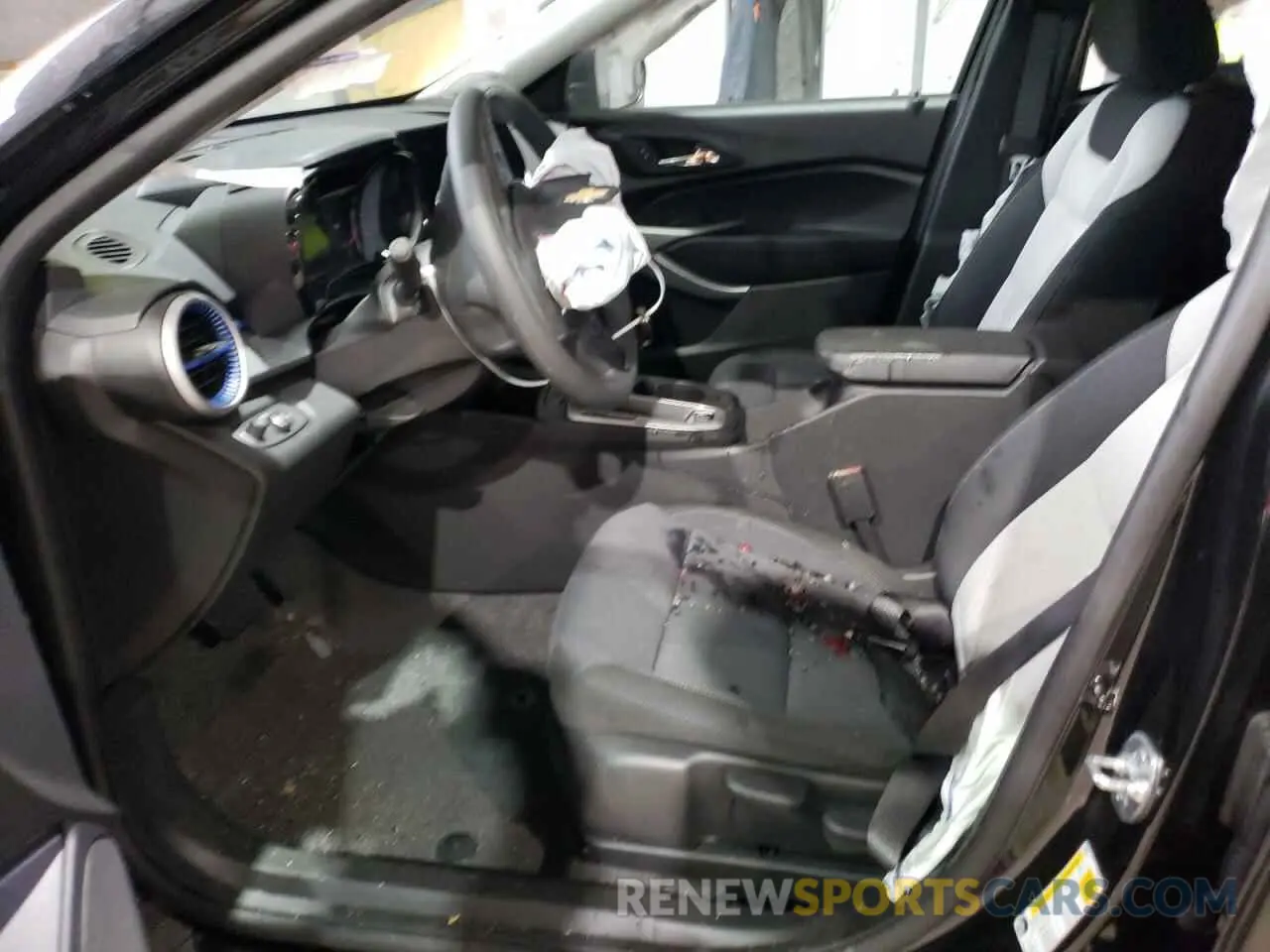 7 Photograph of a damaged car KL77LFEP0SC094524 CHEVROLET TRAX 2025