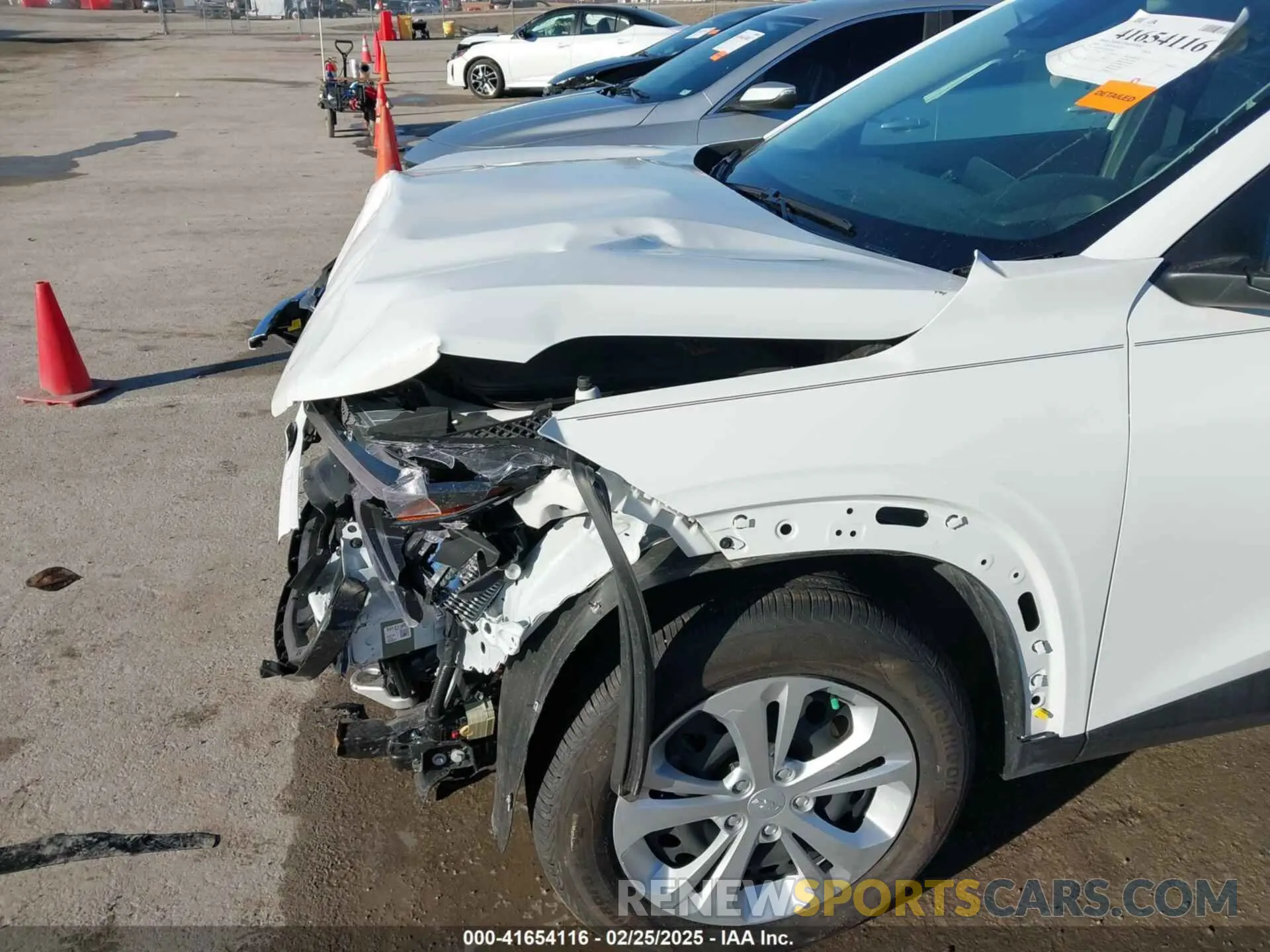 19 Photograph of a damaged car KL77LFEP1SC004863 CHEVROLET TRAX 2025
