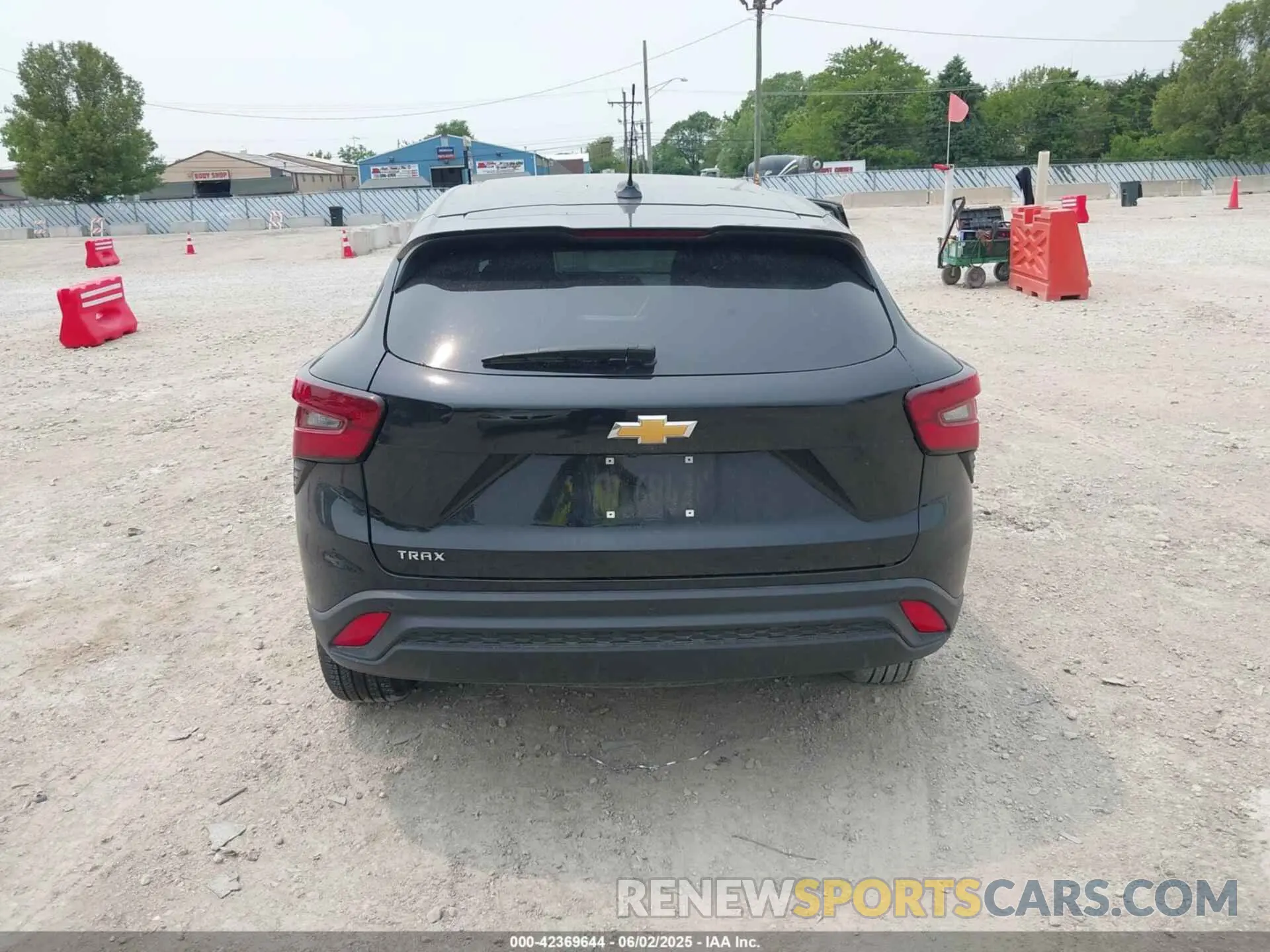 16 Photograph of a damaged car KL77LFEP1SC089851 CHEVROLET TRAX 2025