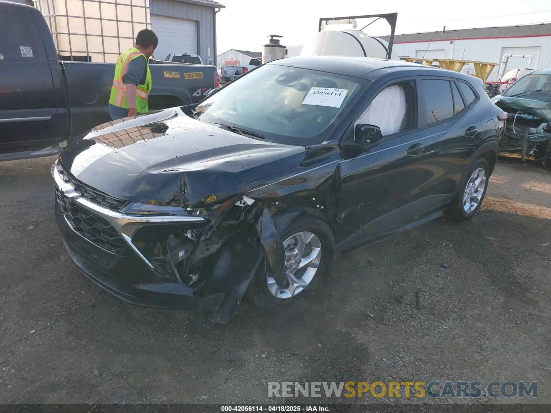2 Photograph of a damaged car KL77LFEP1SC183504 CHEVROLET TRAX 2025