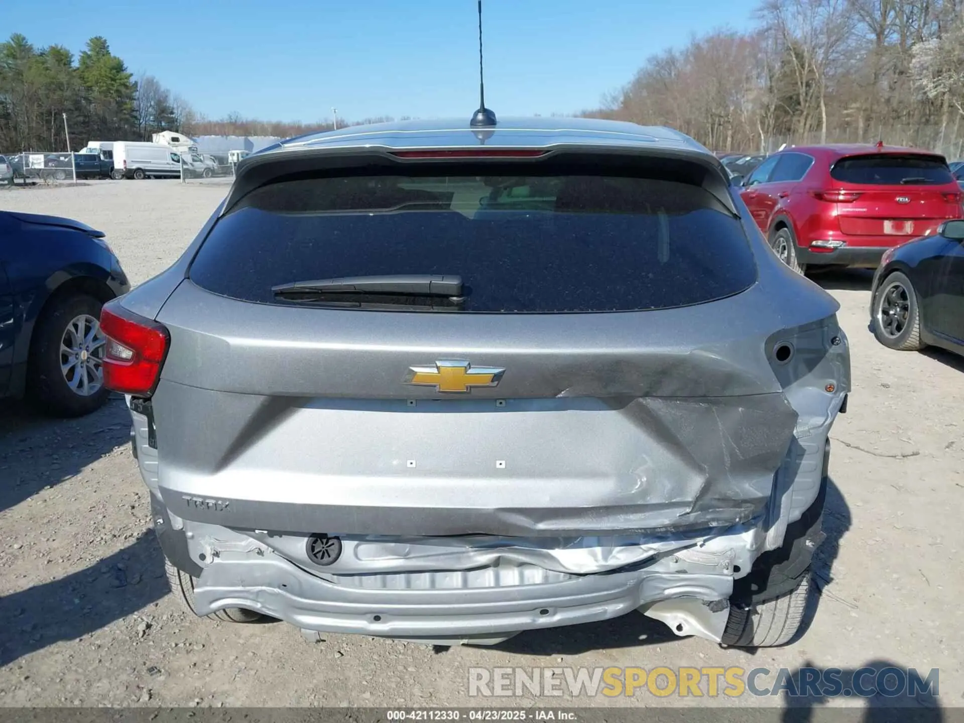16 Photograph of a damaged car KL77LFEP2SC055126 CHEVROLET TRAX 2025