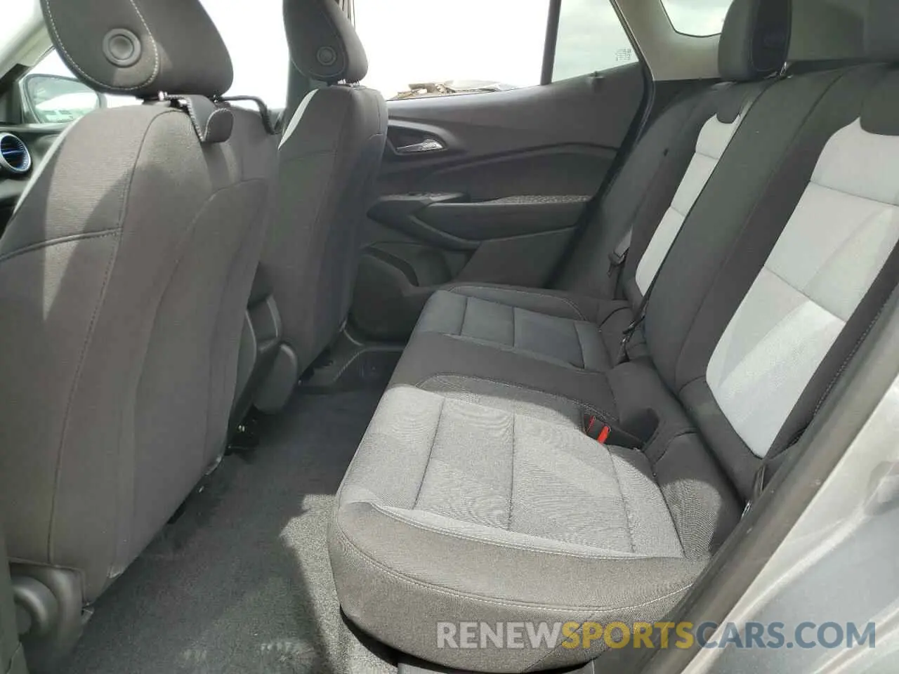 11 Photograph of a damaged car KL77LFEP2SC162757 CHEVROLET TRAX 2025
