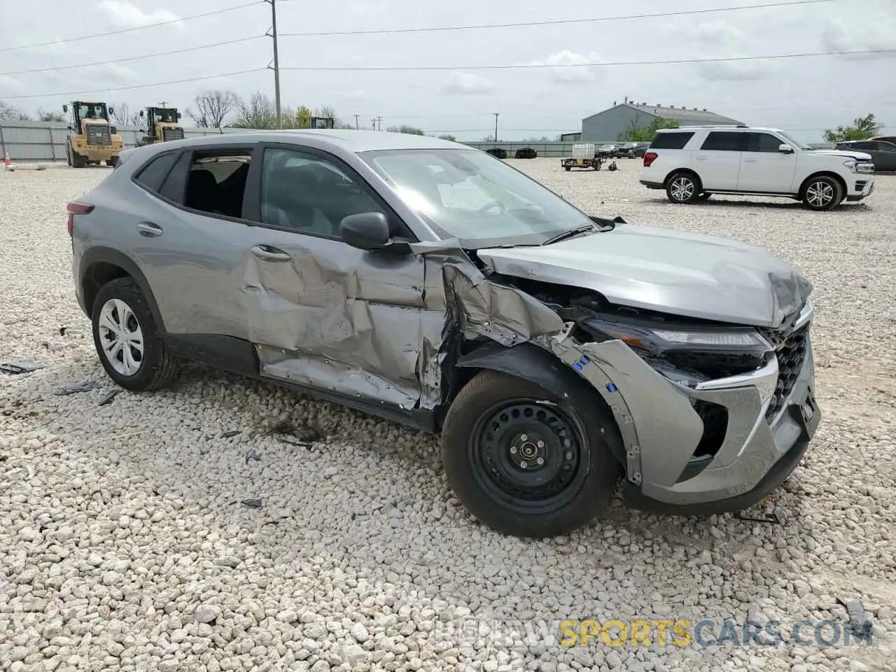 4 Photograph of a damaged car KL77LFEP2SC162757 CHEVROLET TRAX 2025