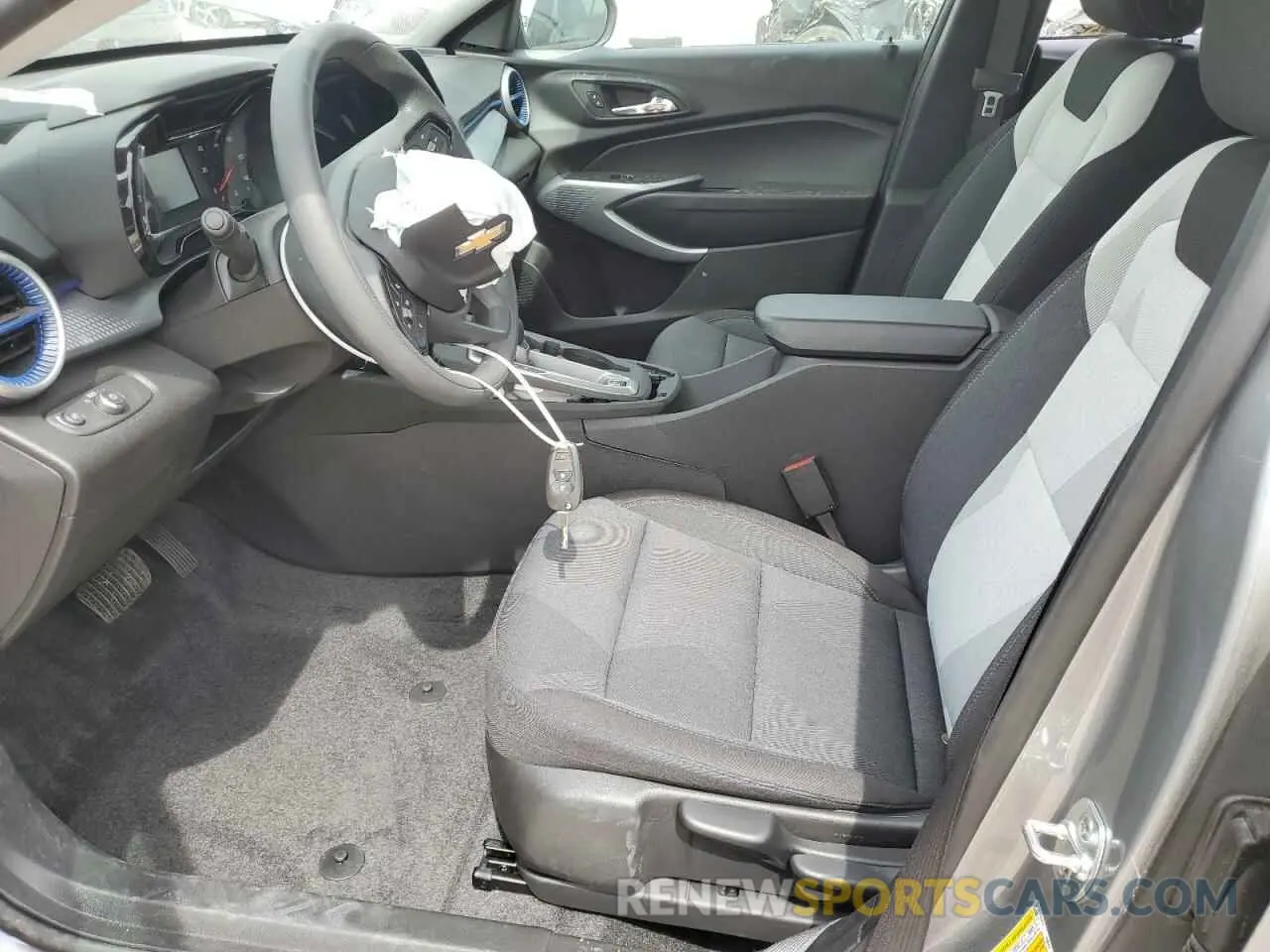 7 Photograph of a damaged car KL77LFEP2SC162757 CHEVROLET TRAX 2025