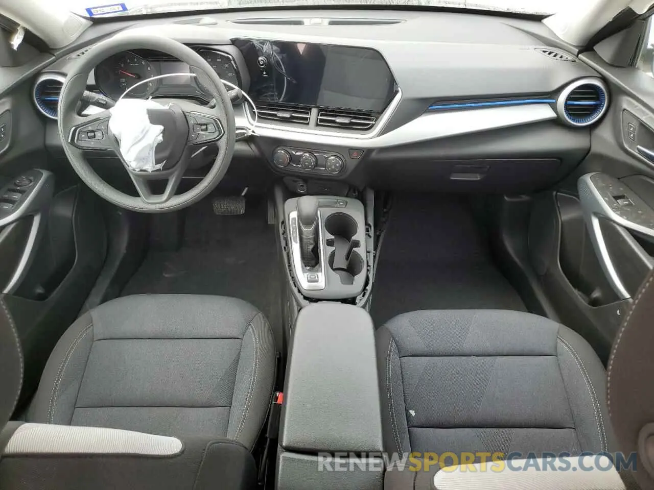 8 Photograph of a damaged car KL77LFEP2SC162757 CHEVROLET TRAX 2025