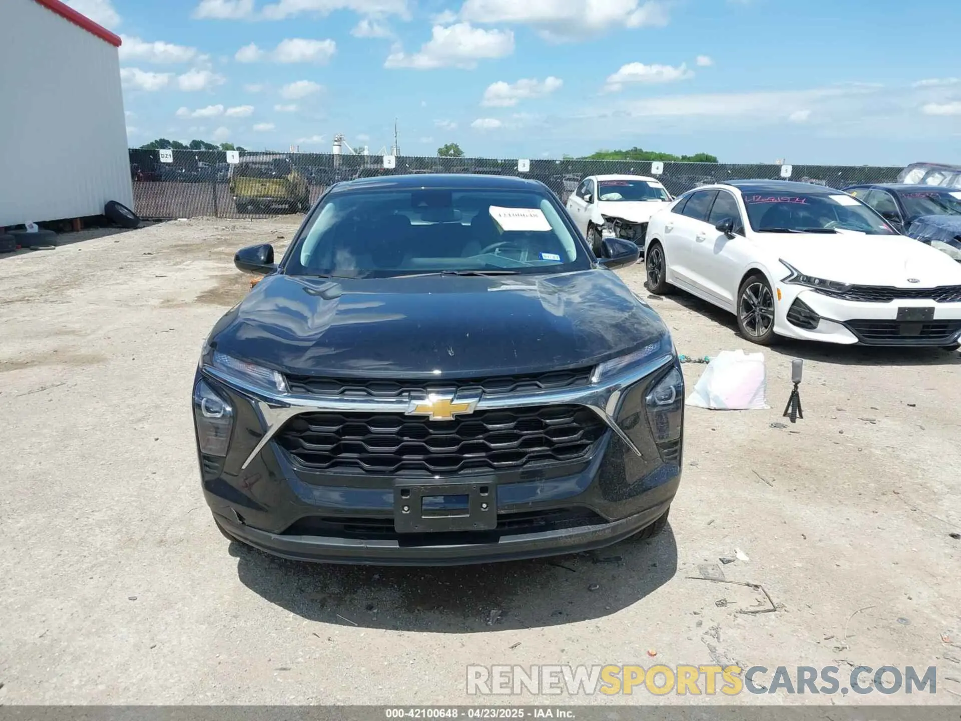 11 Photograph of a damaged car KL77LFEP2SC163973 CHEVROLET TRAX 2025