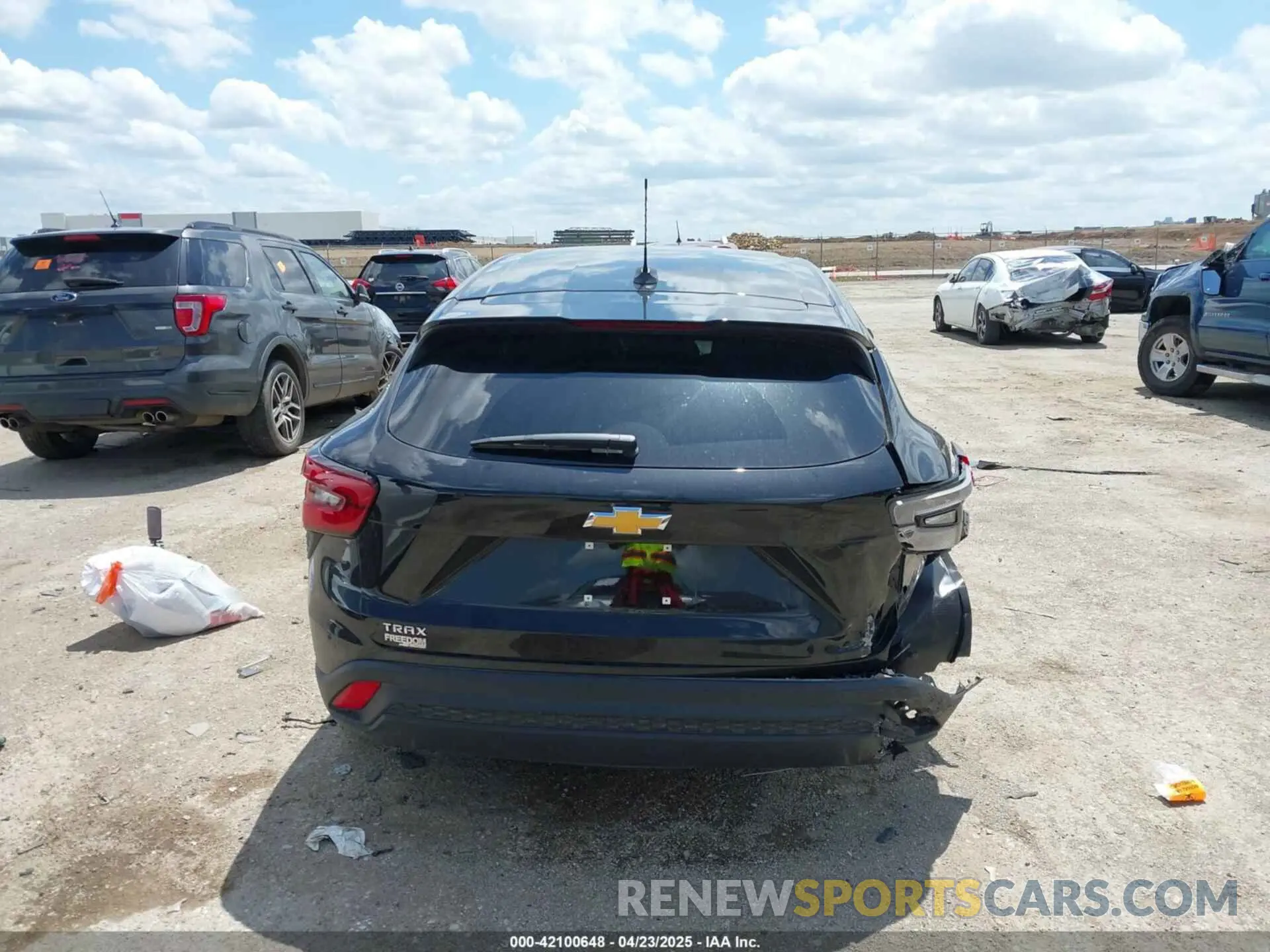 15 Photograph of a damaged car KL77LFEP2SC163973 CHEVROLET TRAX 2025