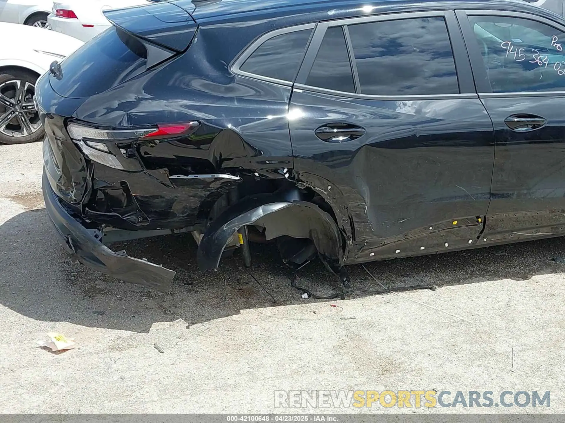 6 Photograph of a damaged car KL77LFEP2SC163973 CHEVROLET TRAX 2025