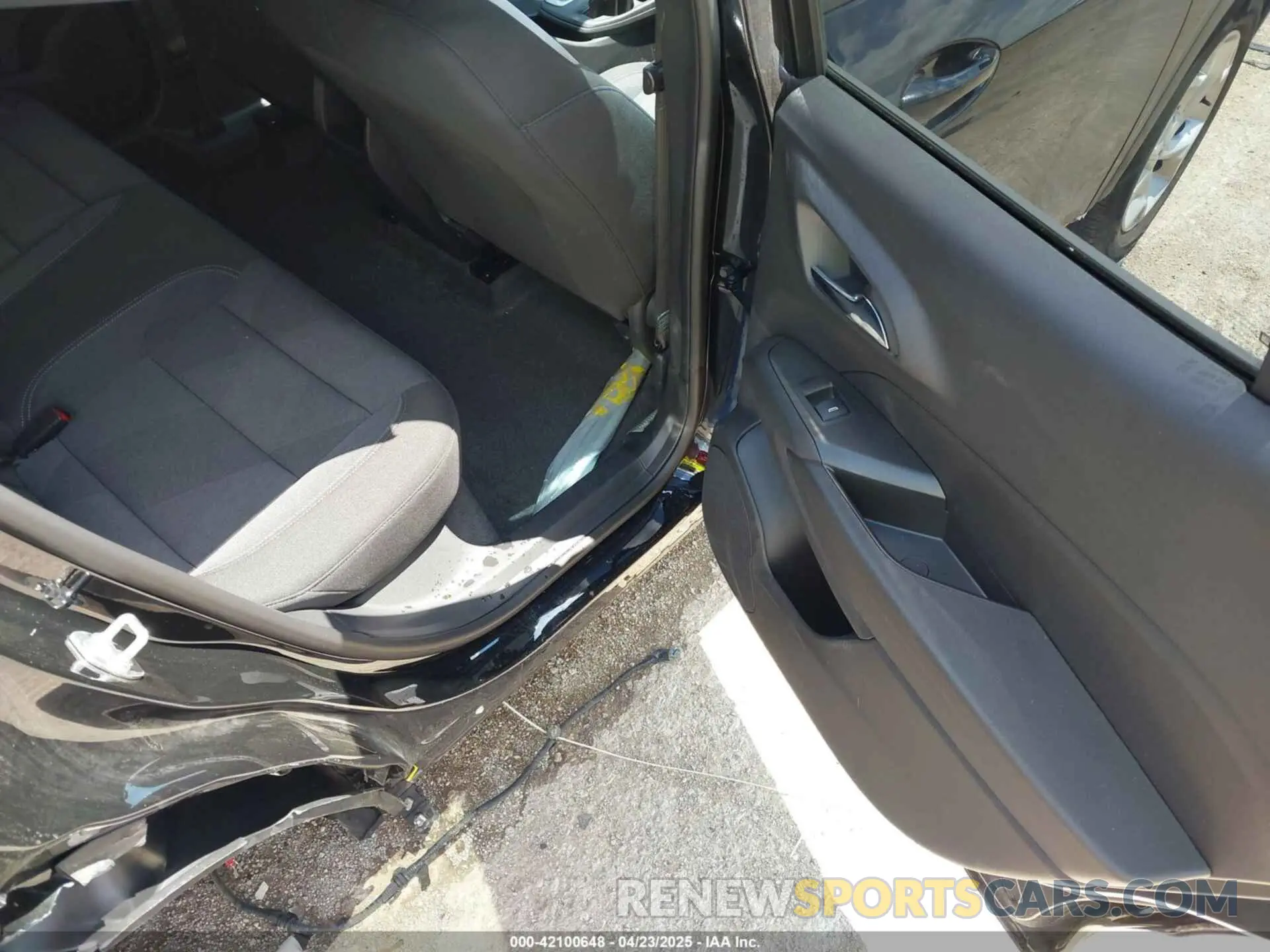 8 Photograph of a damaged car KL77LFEP2SC163973 CHEVROLET TRAX 2025