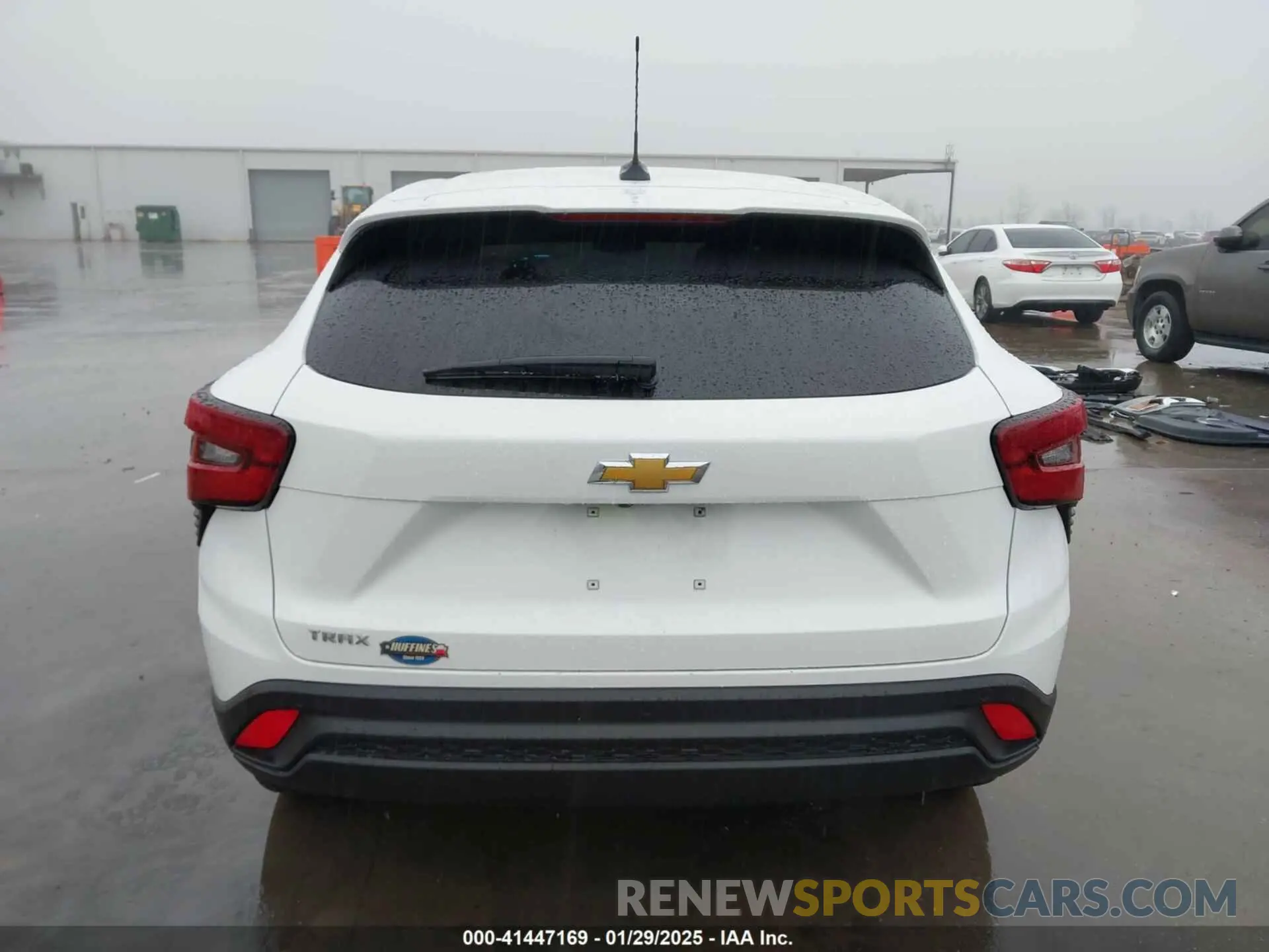 17 Photograph of a damaged car KL77LFEP3SC033782 CHEVROLET TRAX 2025