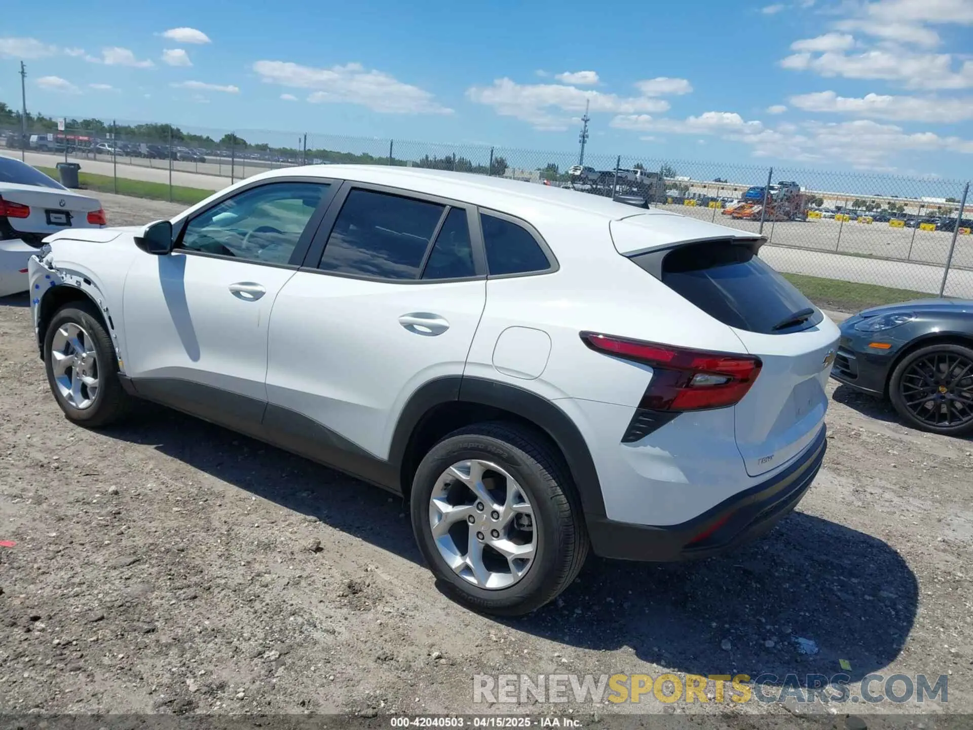 3 Photograph of a damaged car KL77LFEP4SC119232 CHEVROLET TRAX 2025