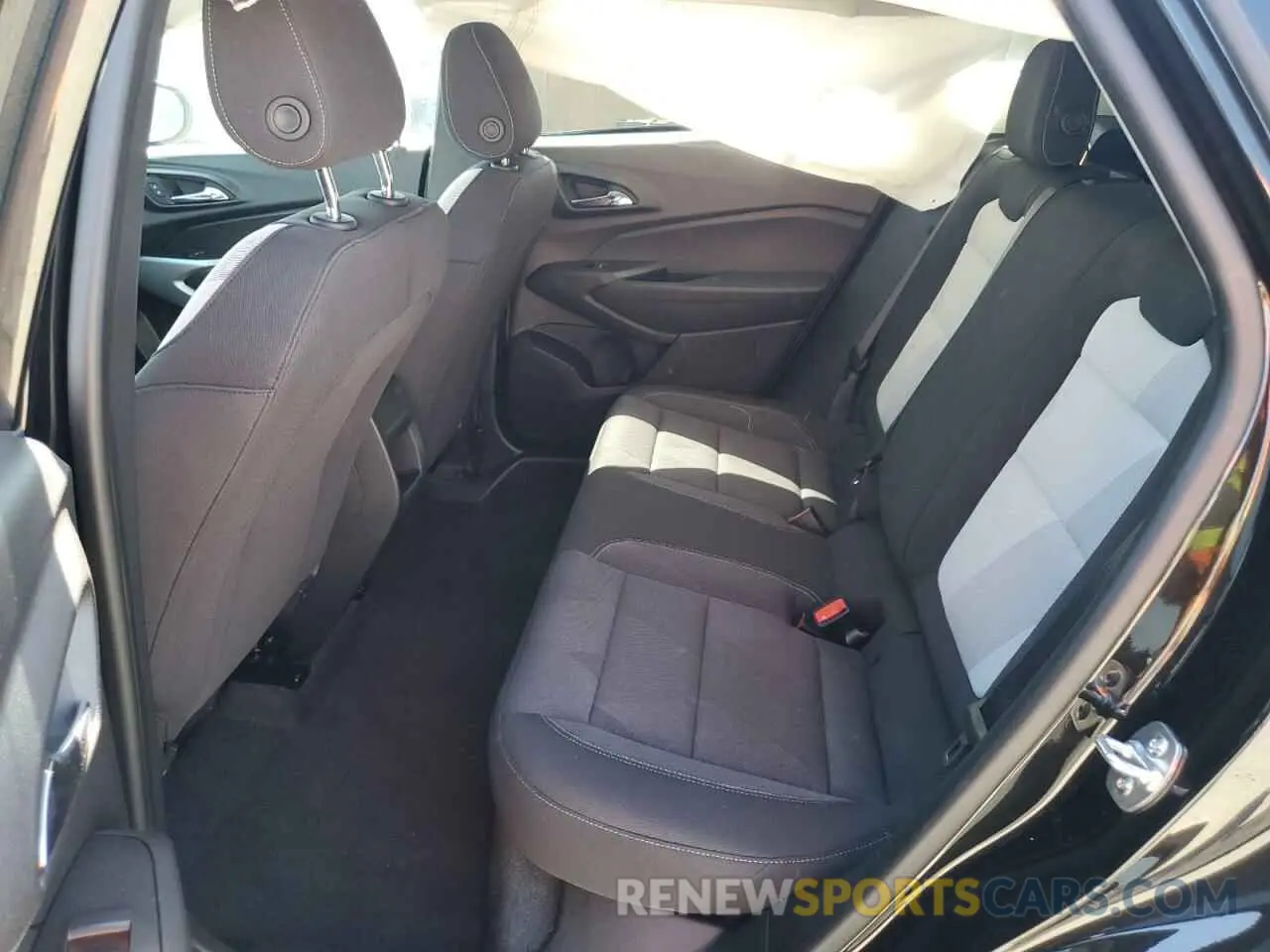 11 Photograph of a damaged car KL77LFEP4SC161609 CHEVROLET TRAX 2025
