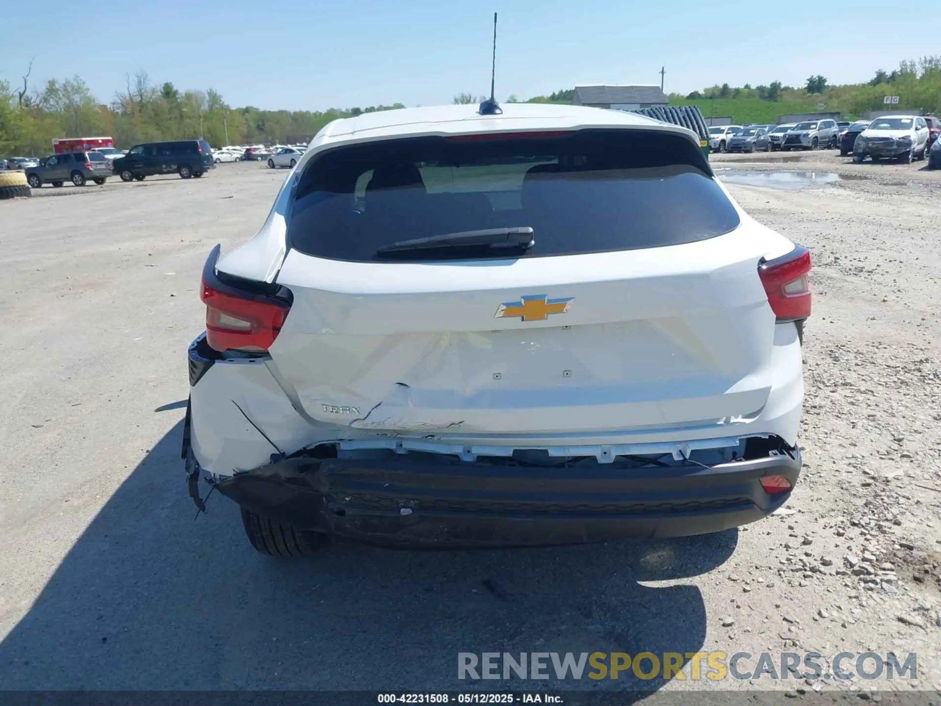 16 Photograph of a damaged car KL77LFEP5SC237595 CHEVROLET TRAX 2025