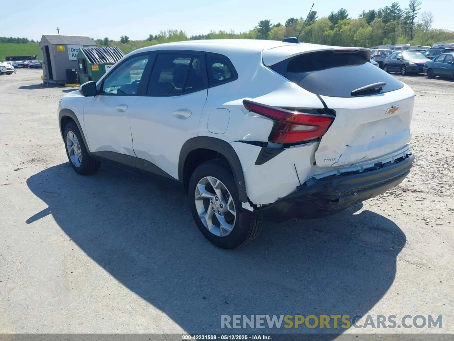 3 Photograph of a damaged car KL77LFEP5SC237595 CHEVROLET TRAX 2025