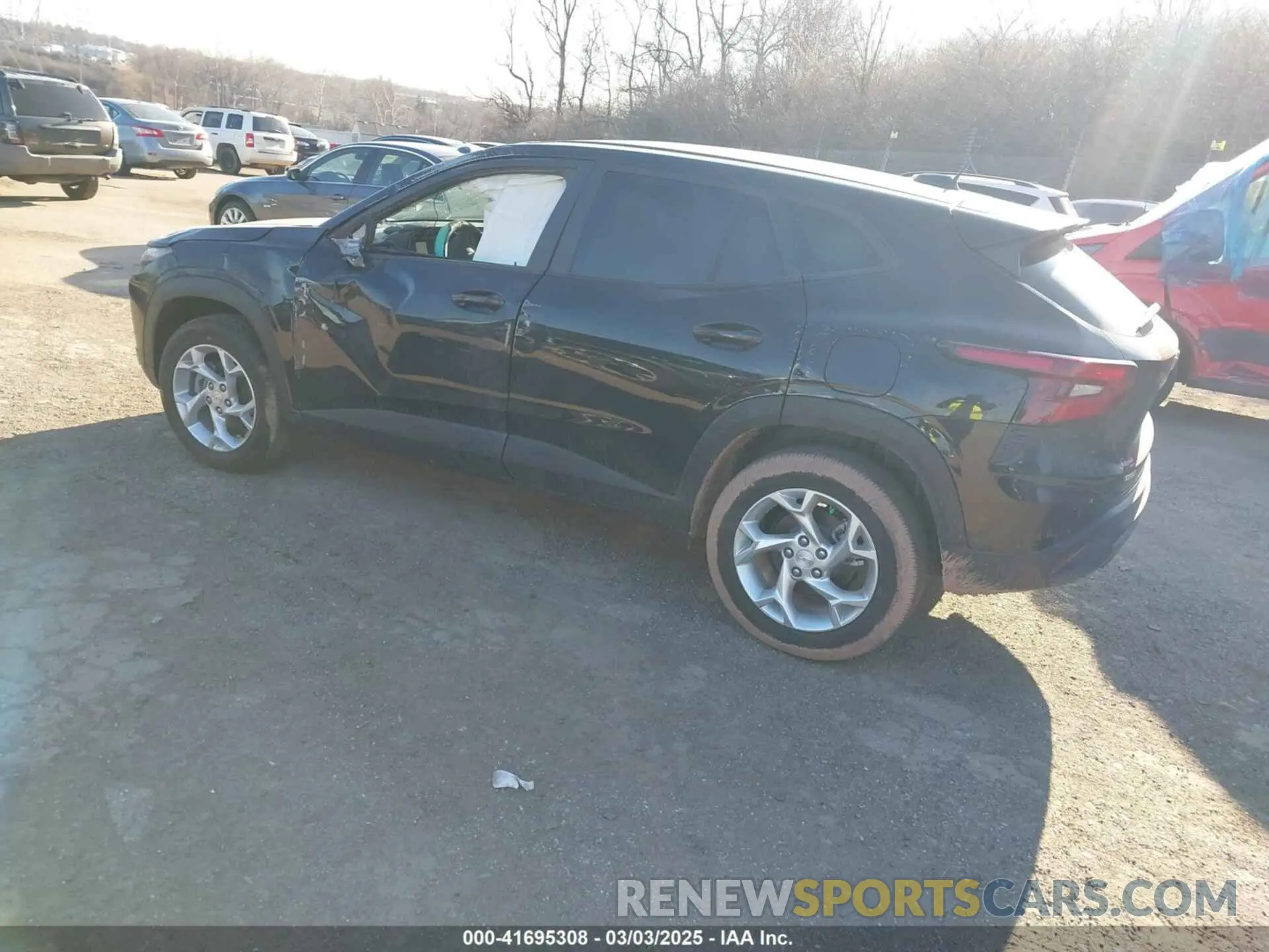3 Photograph of a damaged car KL77LFEP6SC000310 CHEVROLET TRAX 2025