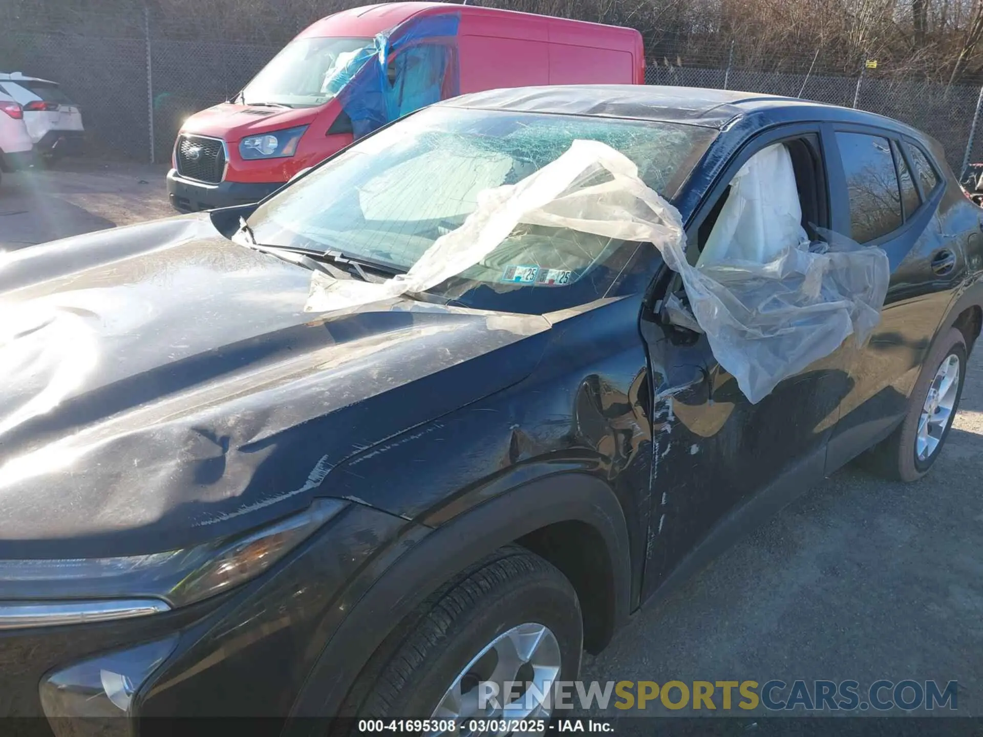 6 Photograph of a damaged car KL77LFEP6SC000310 CHEVROLET TRAX 2025
