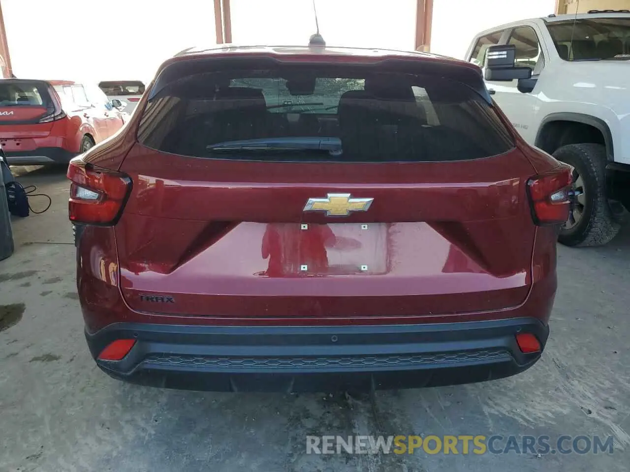 6 Photograph of a damaged car KL77LFEP7SC035888 CHEVROLET TRAX 2025