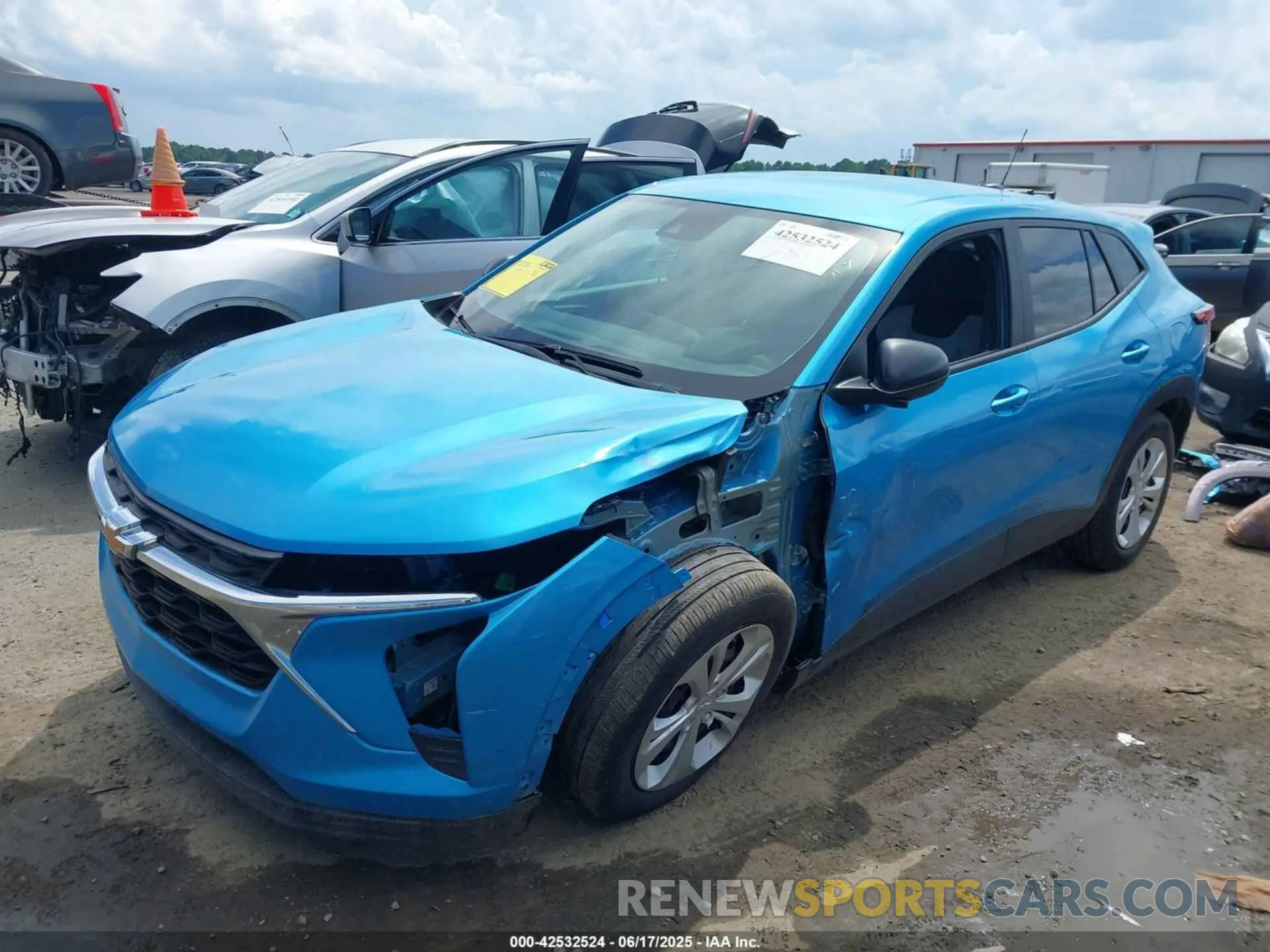 2 Photograph of a damaged car KL77LFEP7SC056806 CHEVROLET TRAX 2025