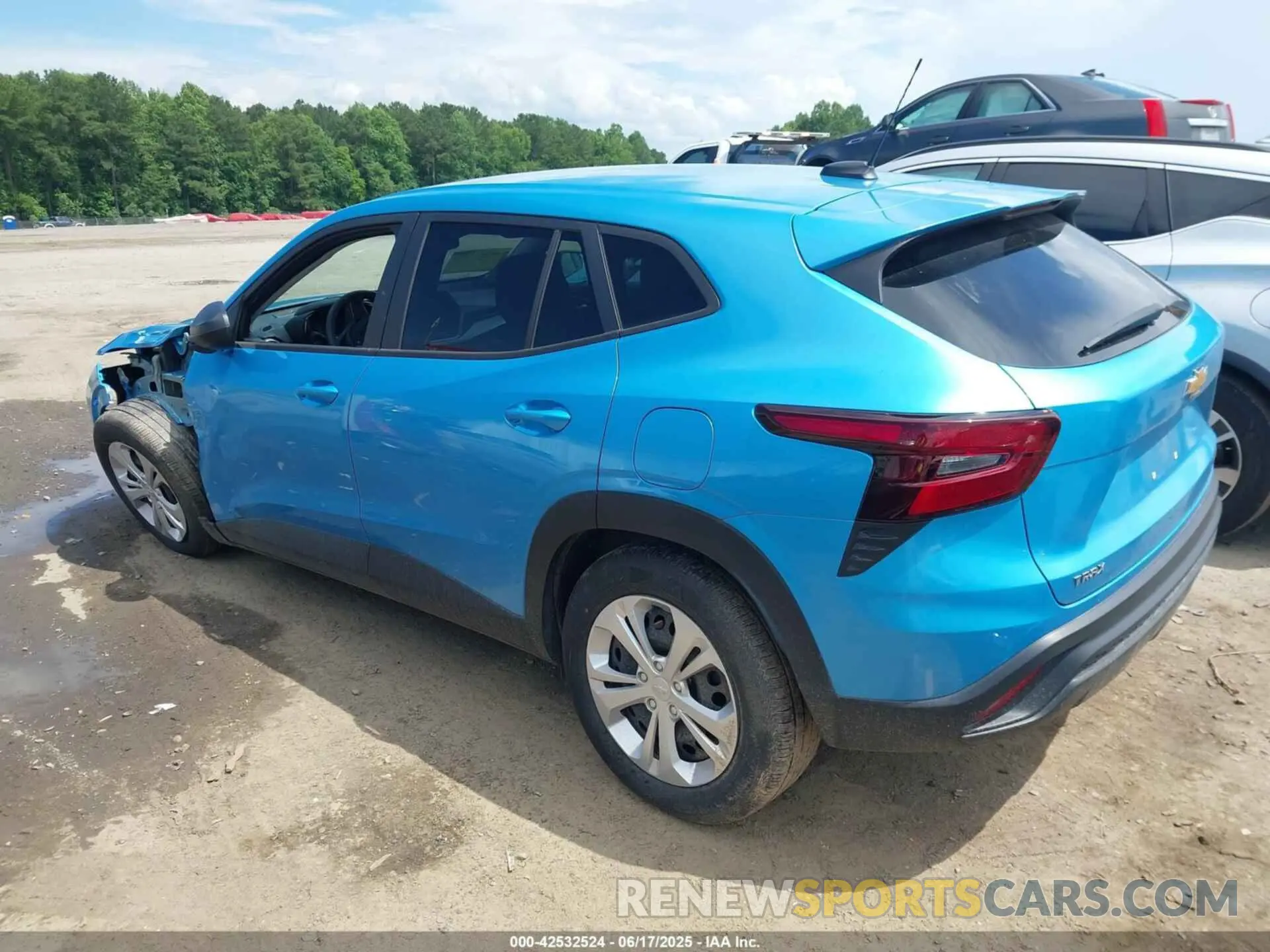 3 Photograph of a damaged car KL77LFEP7SC056806 CHEVROLET TRAX 2025