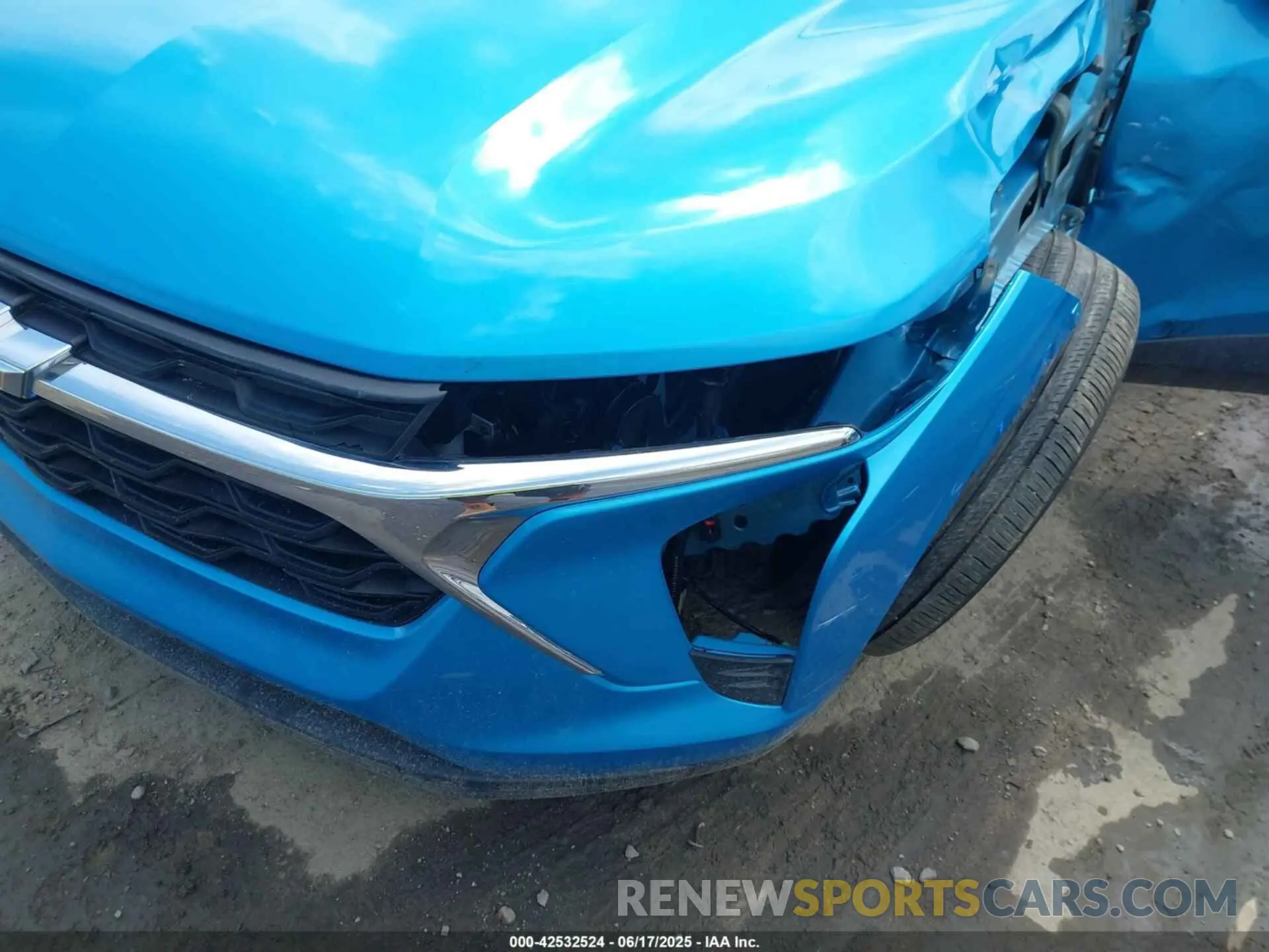 6 Photograph of a damaged car KL77LFEP7SC056806 CHEVROLET TRAX 2025