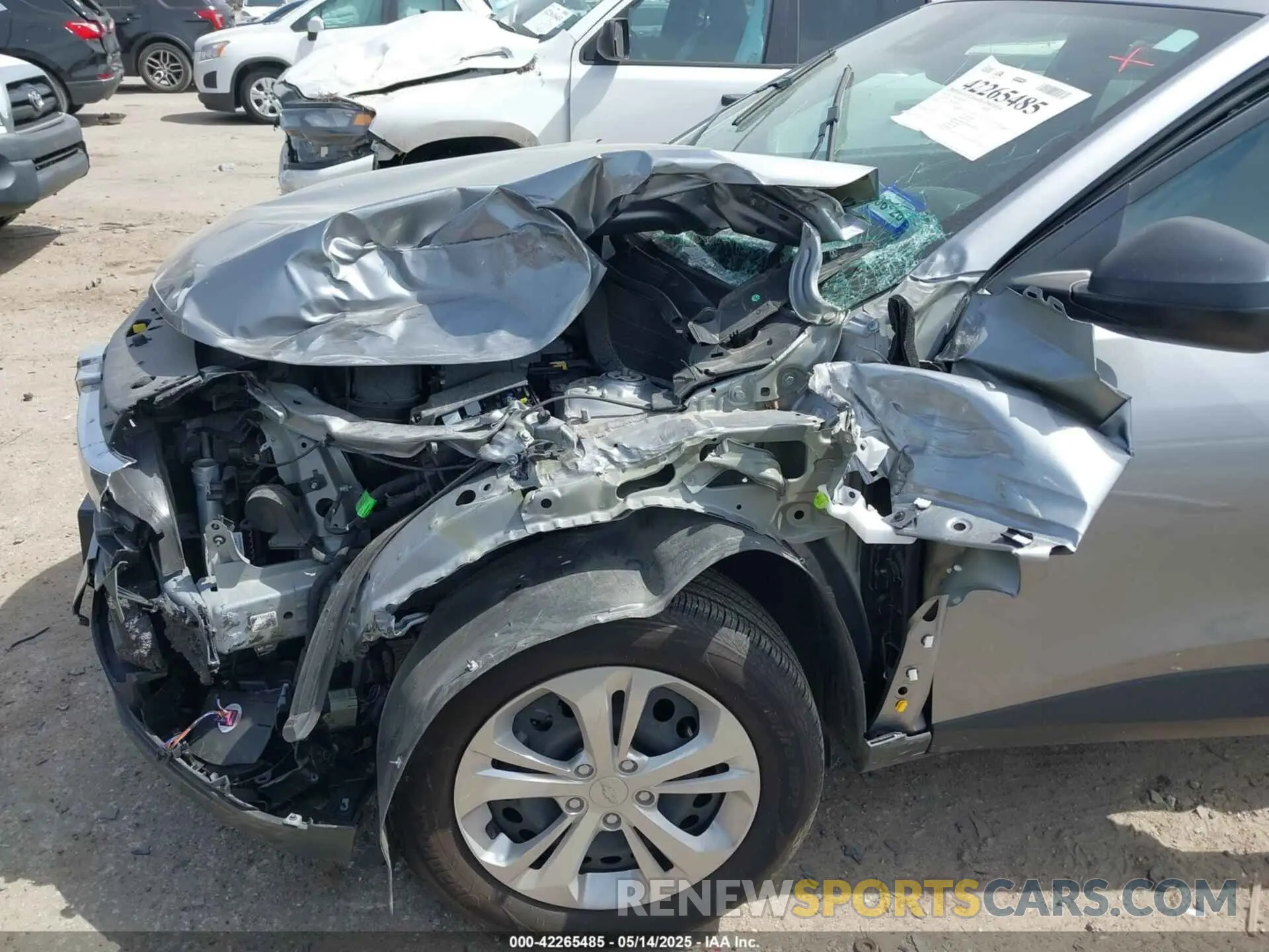 6 Photograph of a damaged car KL77LFEP9SC040459 CHEVROLET TRAX 2025