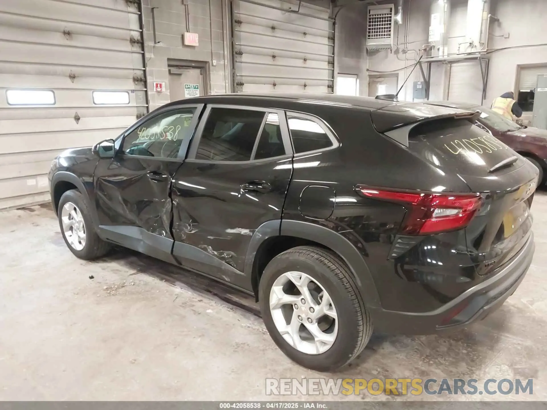 6 Photograph of a damaged car KL77LFEPXSC014016 CHEVROLET TRAX 2025