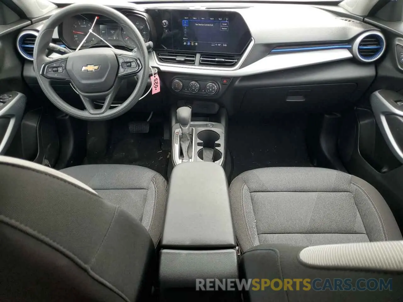 8 Photograph of a damaged car KL77LFEPXSC057528 CHEVROLET TRAX 2025