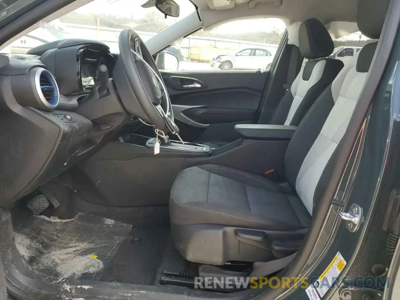 7 Photograph of a damaged car KL77LFEPXSC140182 CHEVROLET TRAX 2025