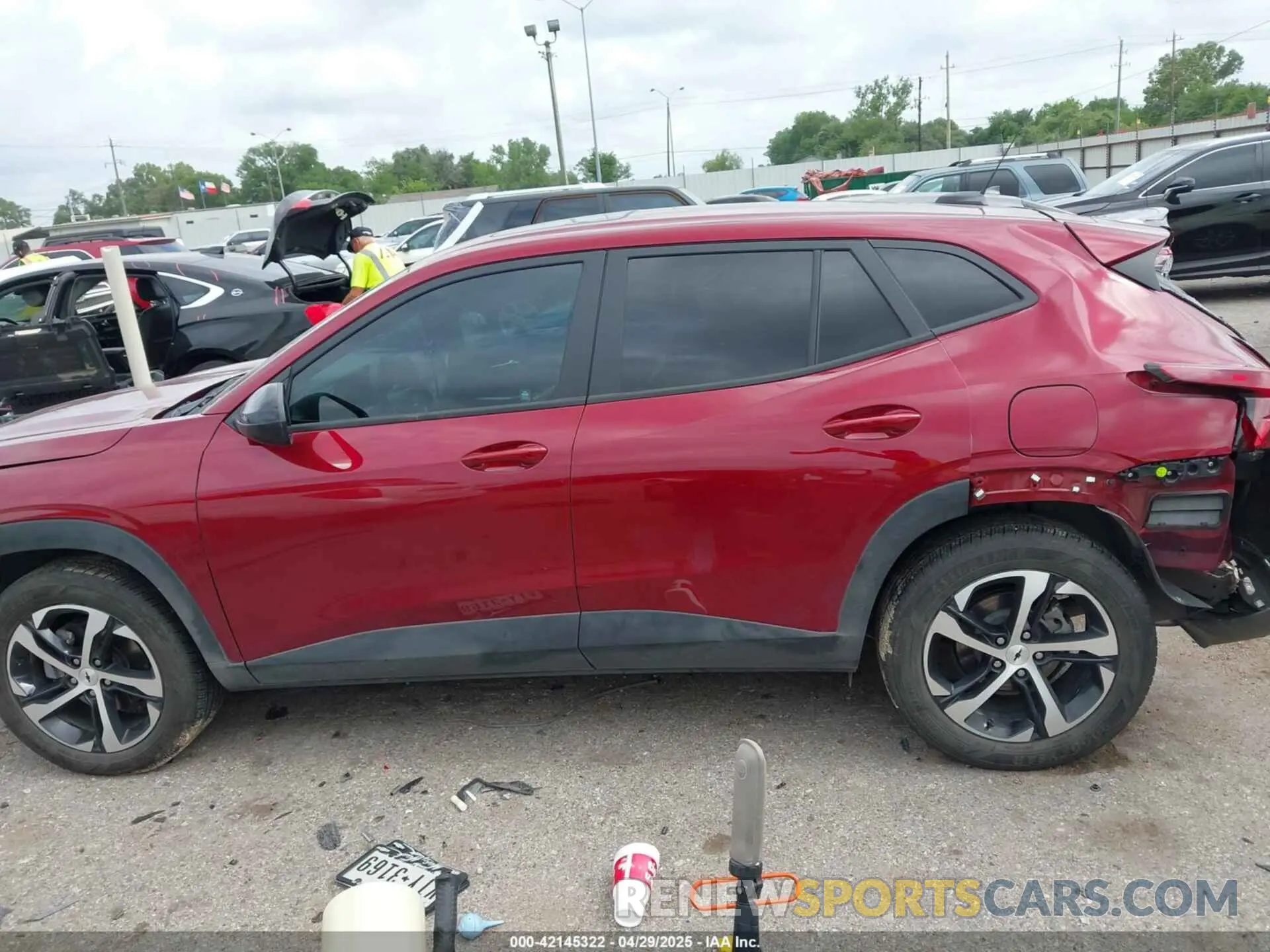 14 Photograph of a damaged car KL77LGEP0SC027993 CHEVROLET TRAX 2025