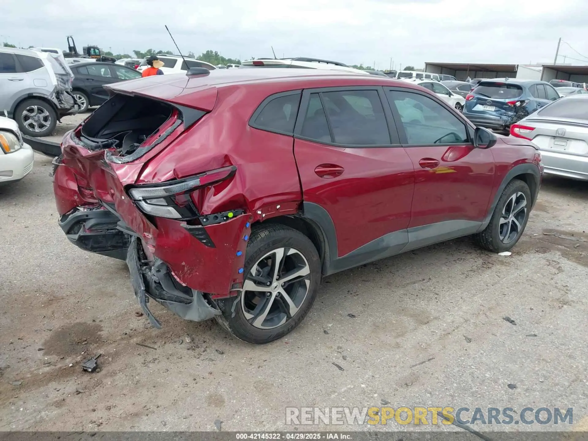 4 Photograph of a damaged car KL77LGEP0SC027993 CHEVROLET TRAX 2025