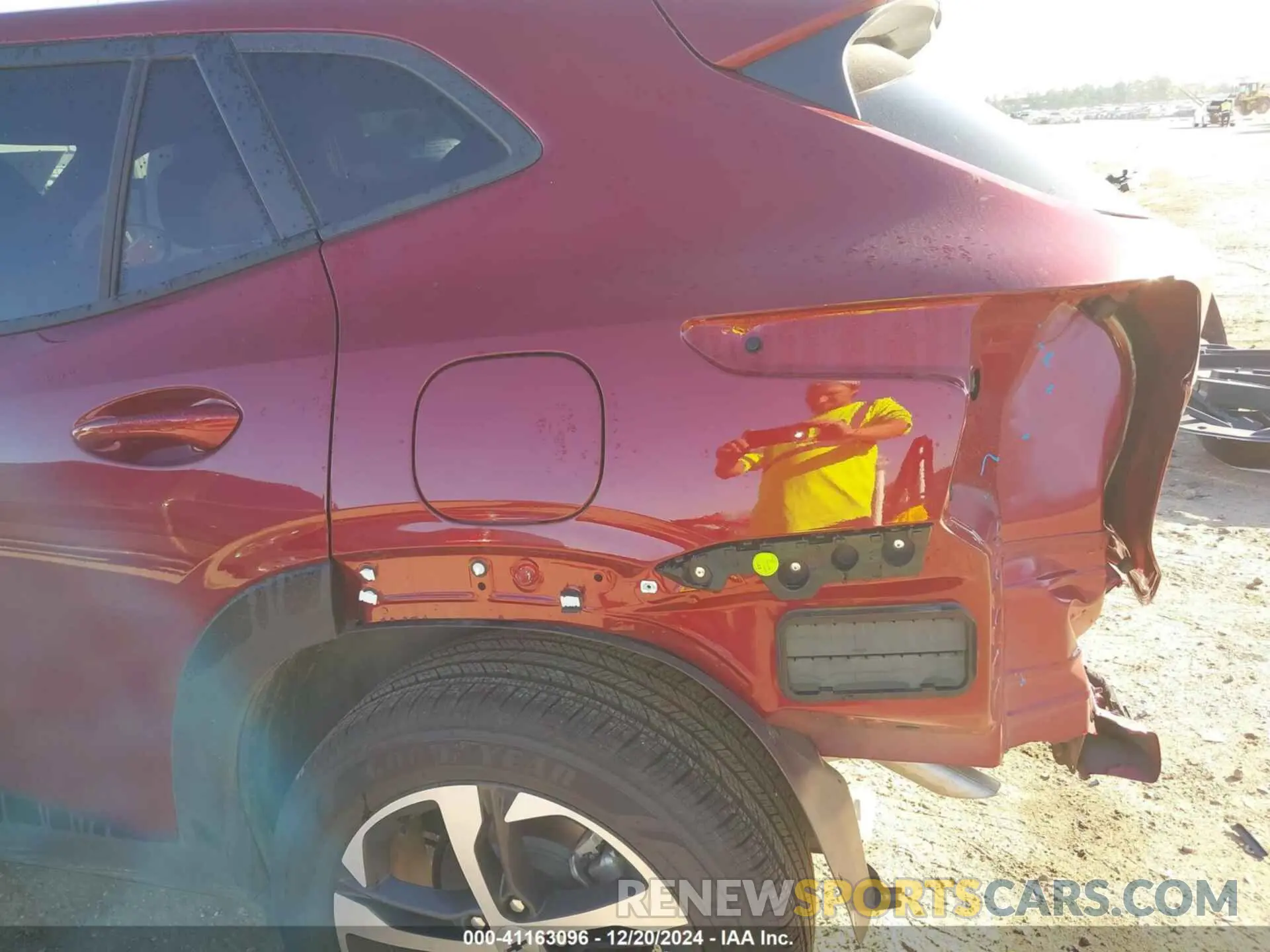 18 Photograph of a damaged car KL77LGEP0SC047824 CHEVROLET TRAX 2025