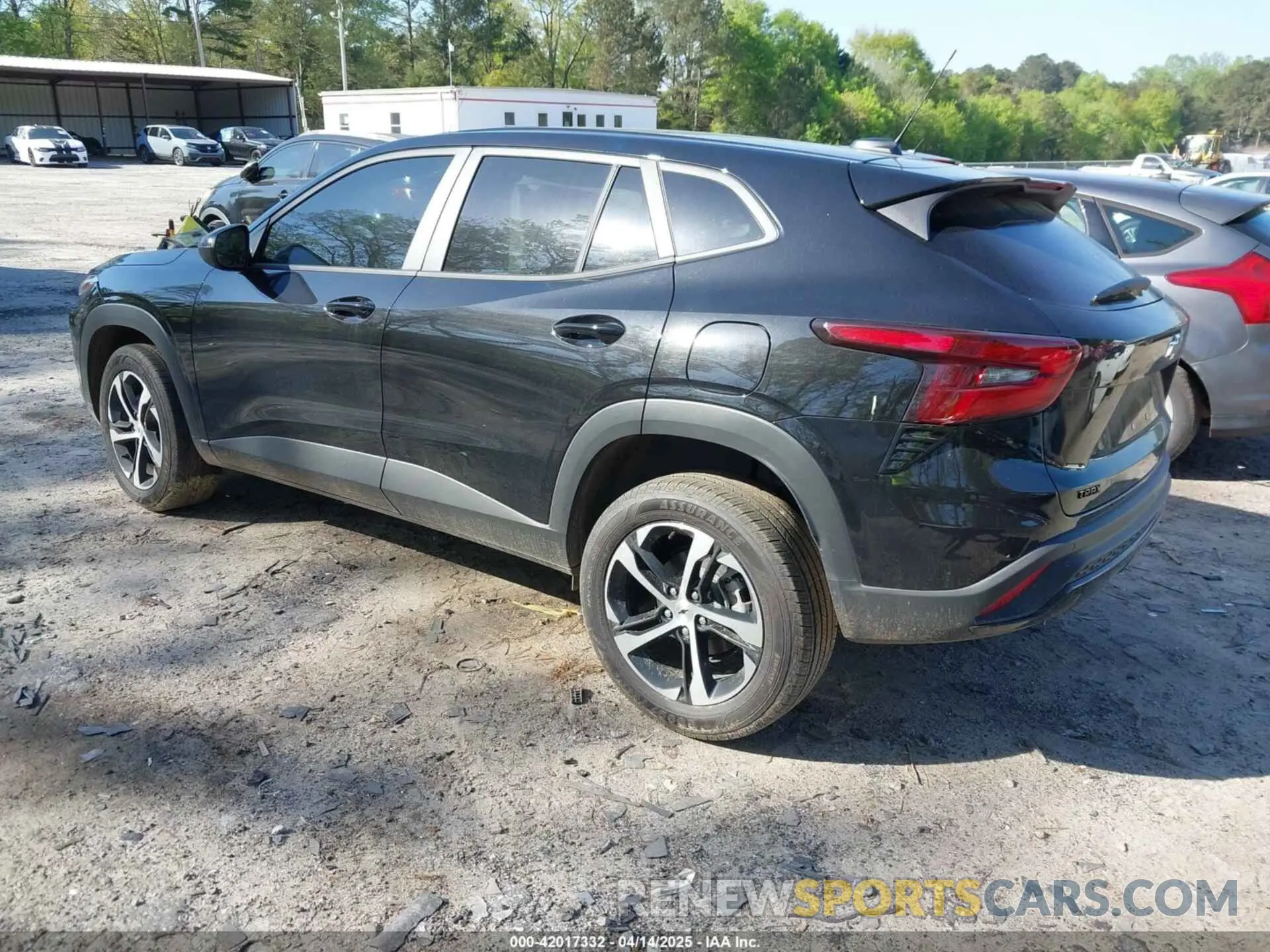 3 Photograph of a damaged car KL77LGEP0SC099616 CHEVROLET TRAX 2025