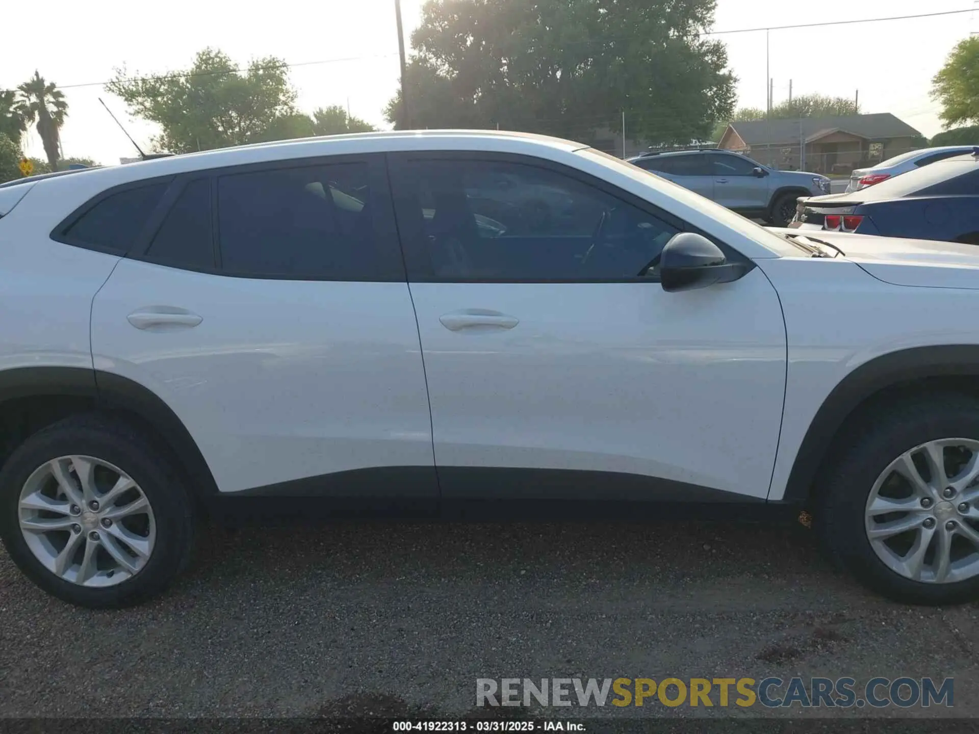 13 Photograph of a damaged car KL77LGEP1SC005792 CHEVROLET TRAX 2025