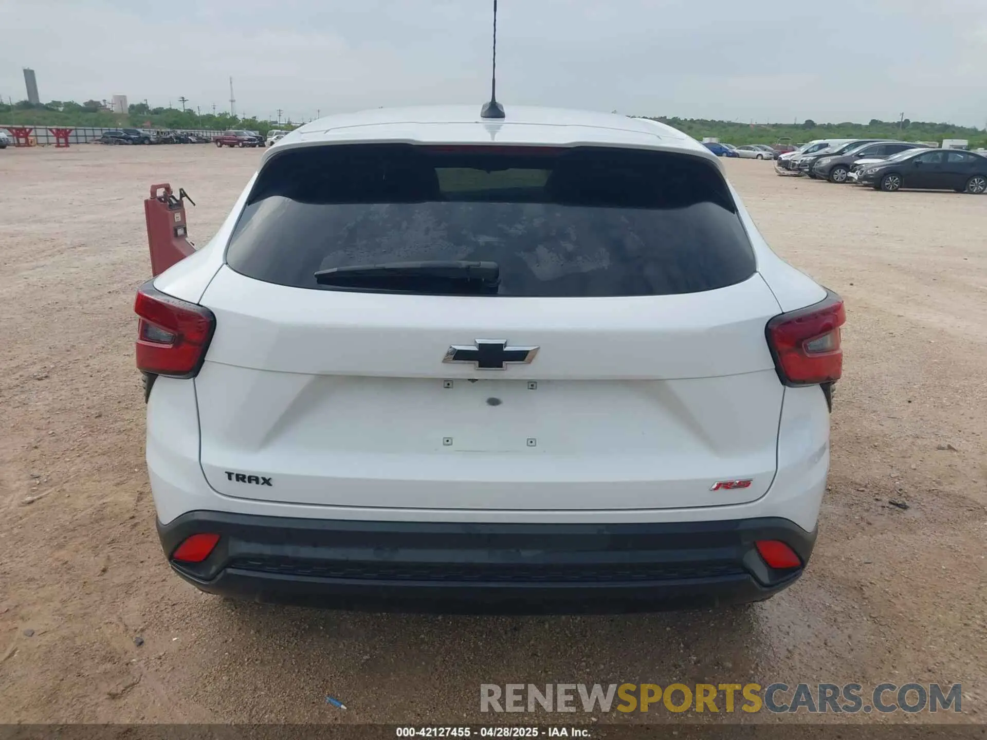 17 Photograph of a damaged car KL77LGEP1SC007414 CHEVROLET TRAX 2025