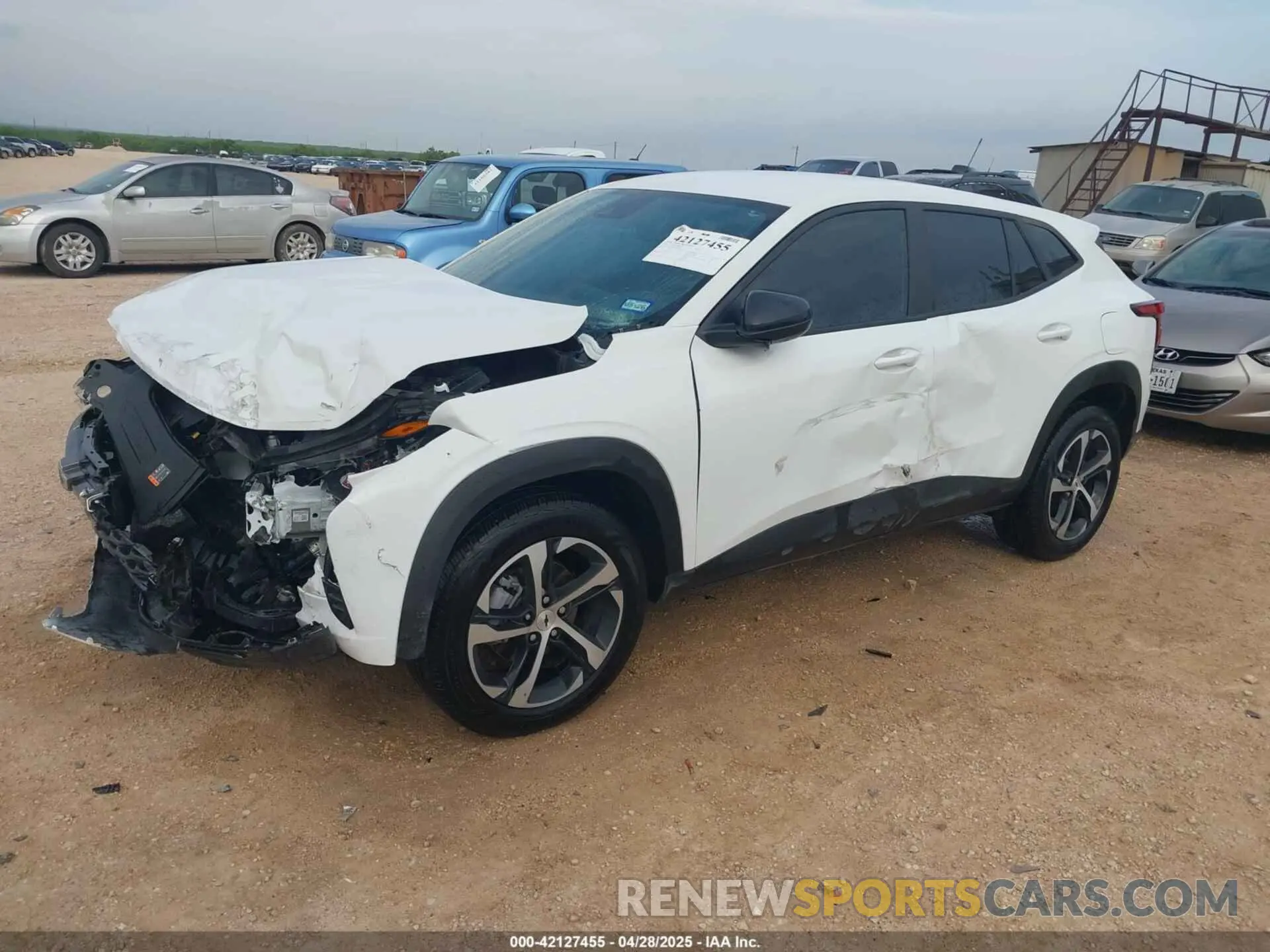 2 Photograph of a damaged car KL77LGEP1SC007414 CHEVROLET TRAX 2025