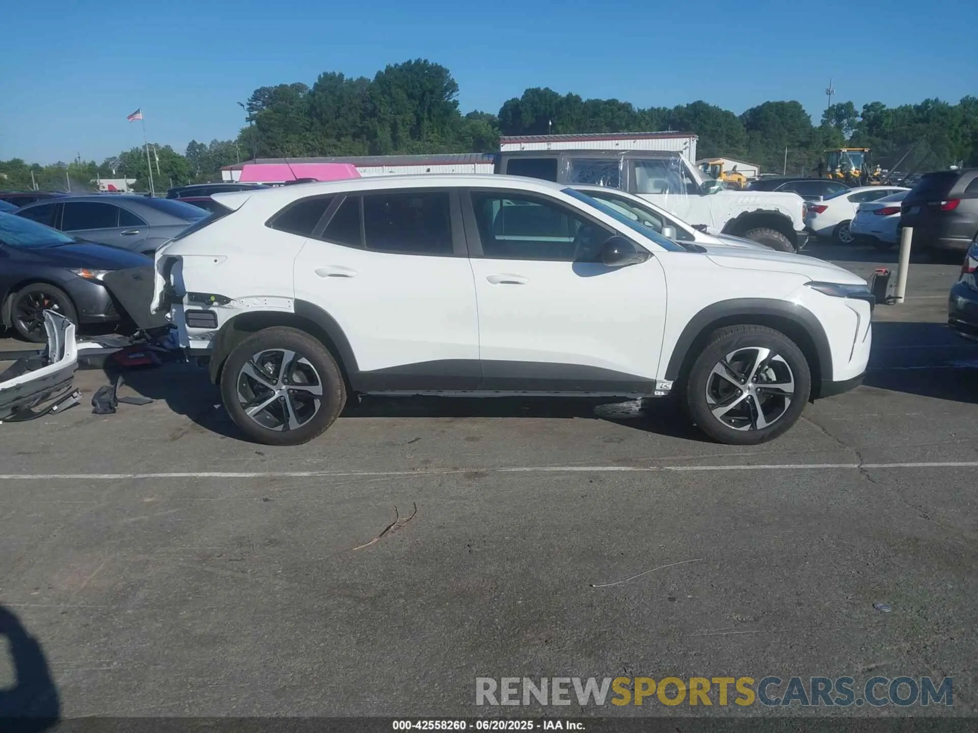 14 Photograph of a damaged car KL77LGEP3SC195109 CHEVROLET TRAX 2025