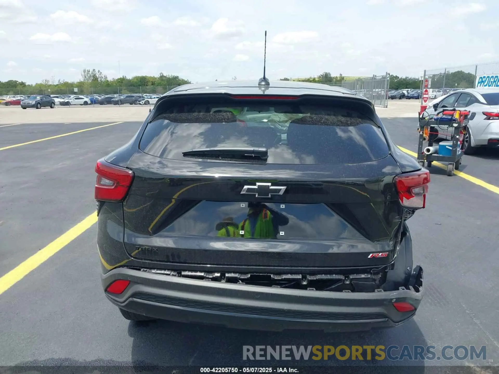 16 Photograph of a damaged car KL77LGEP3SC217058 CHEVROLET TRAX 2025