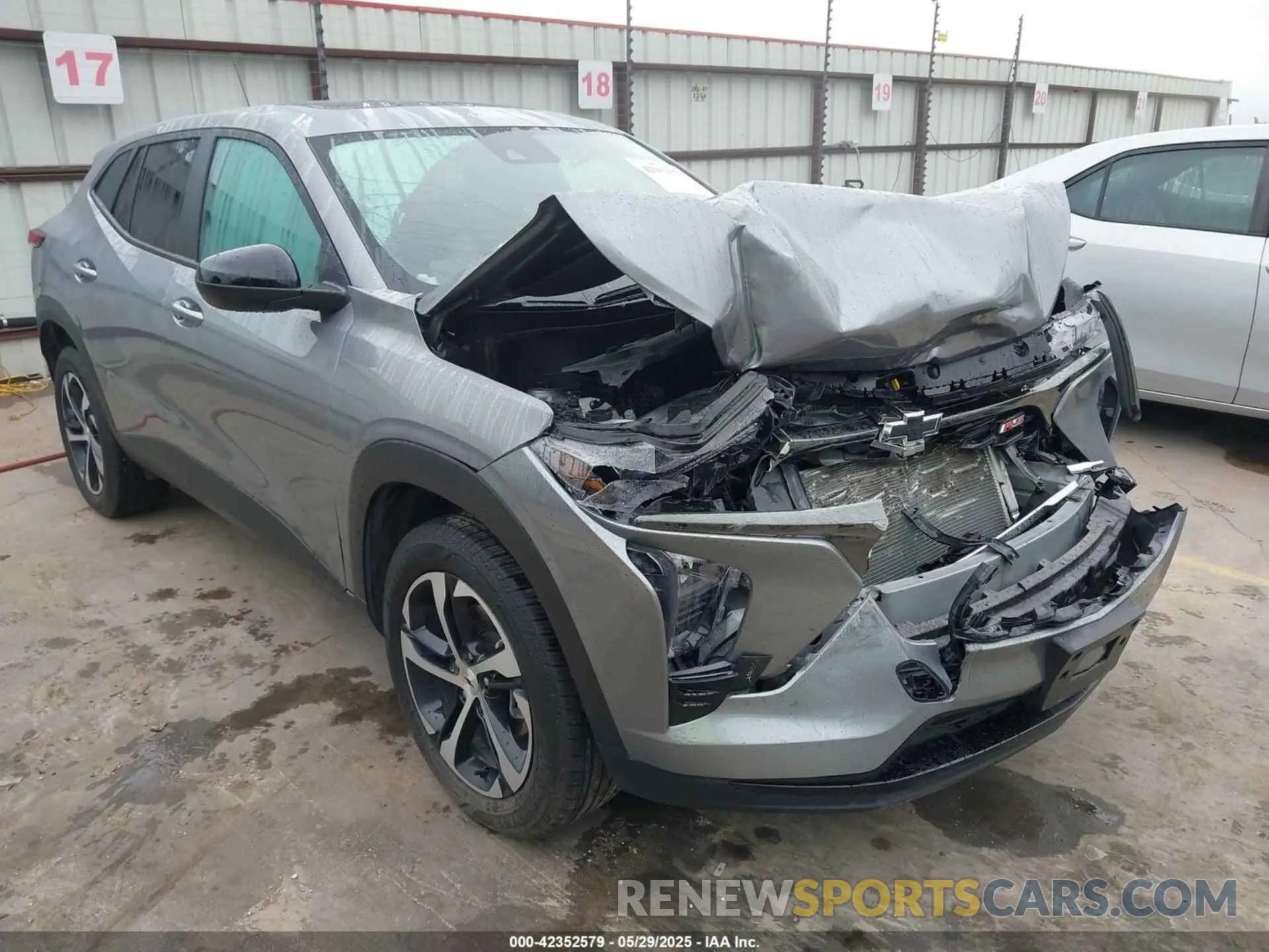 1 Photograph of a damaged car KL77LGEP4SC133377 CHEVROLET TRAX 2025