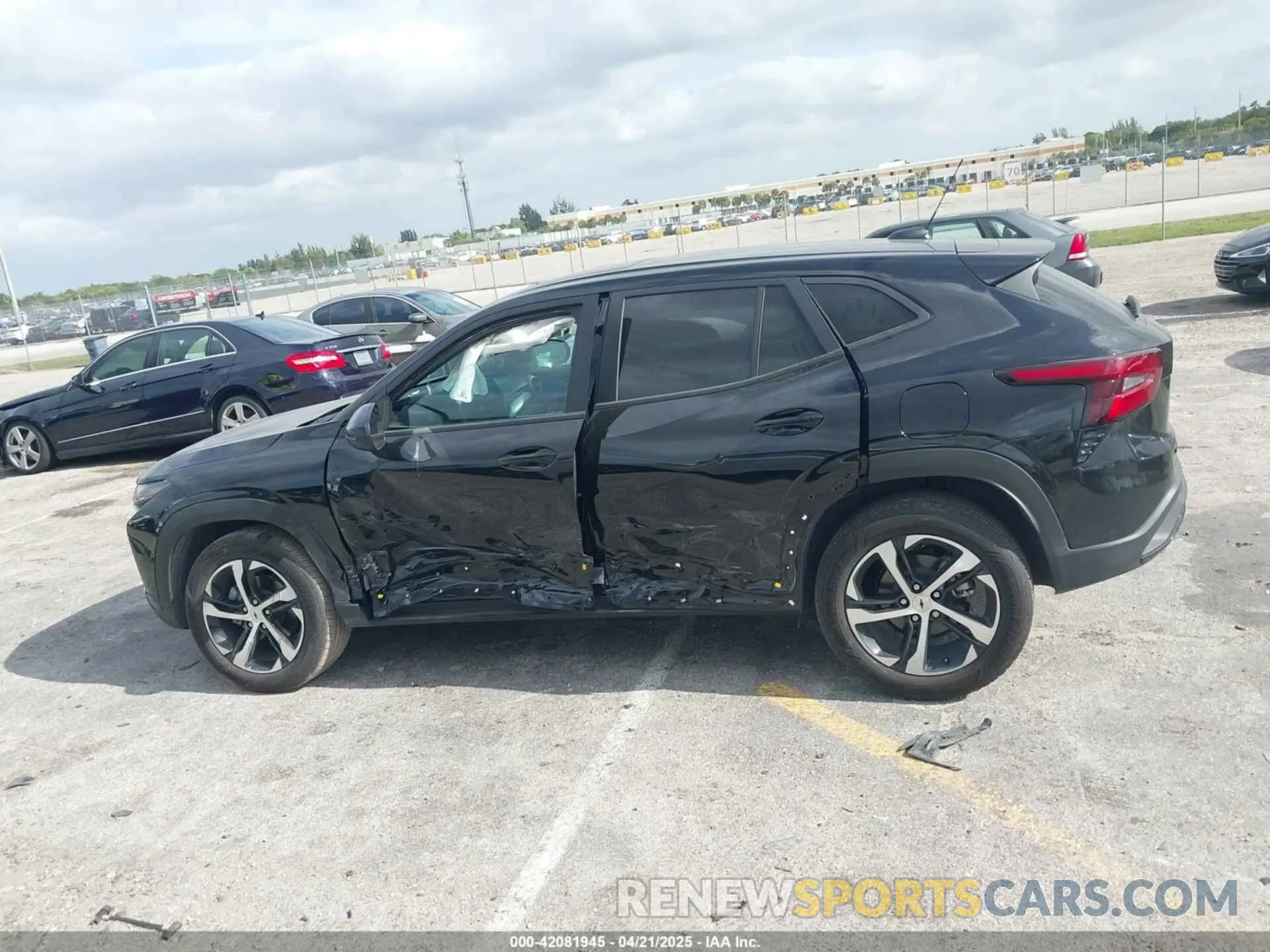 15 Photograph of a damaged car KL77LGEP6SC072758 CHEVROLET TRAX 2025