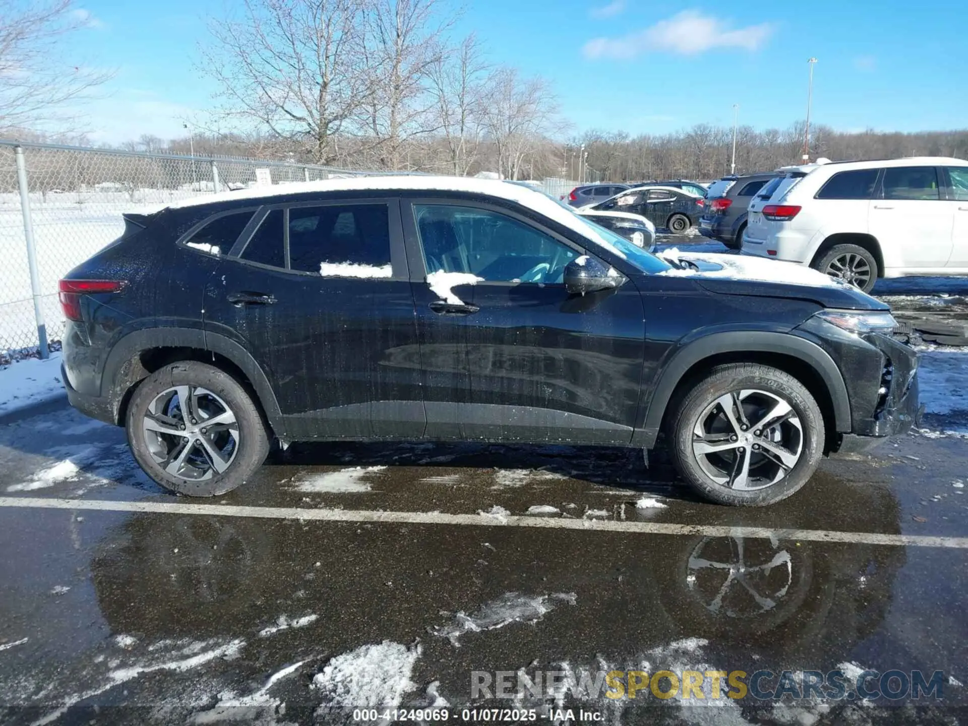 13 Photograph of a damaged car KL77LGEP7SC069755 CHEVROLET TRAX 2025