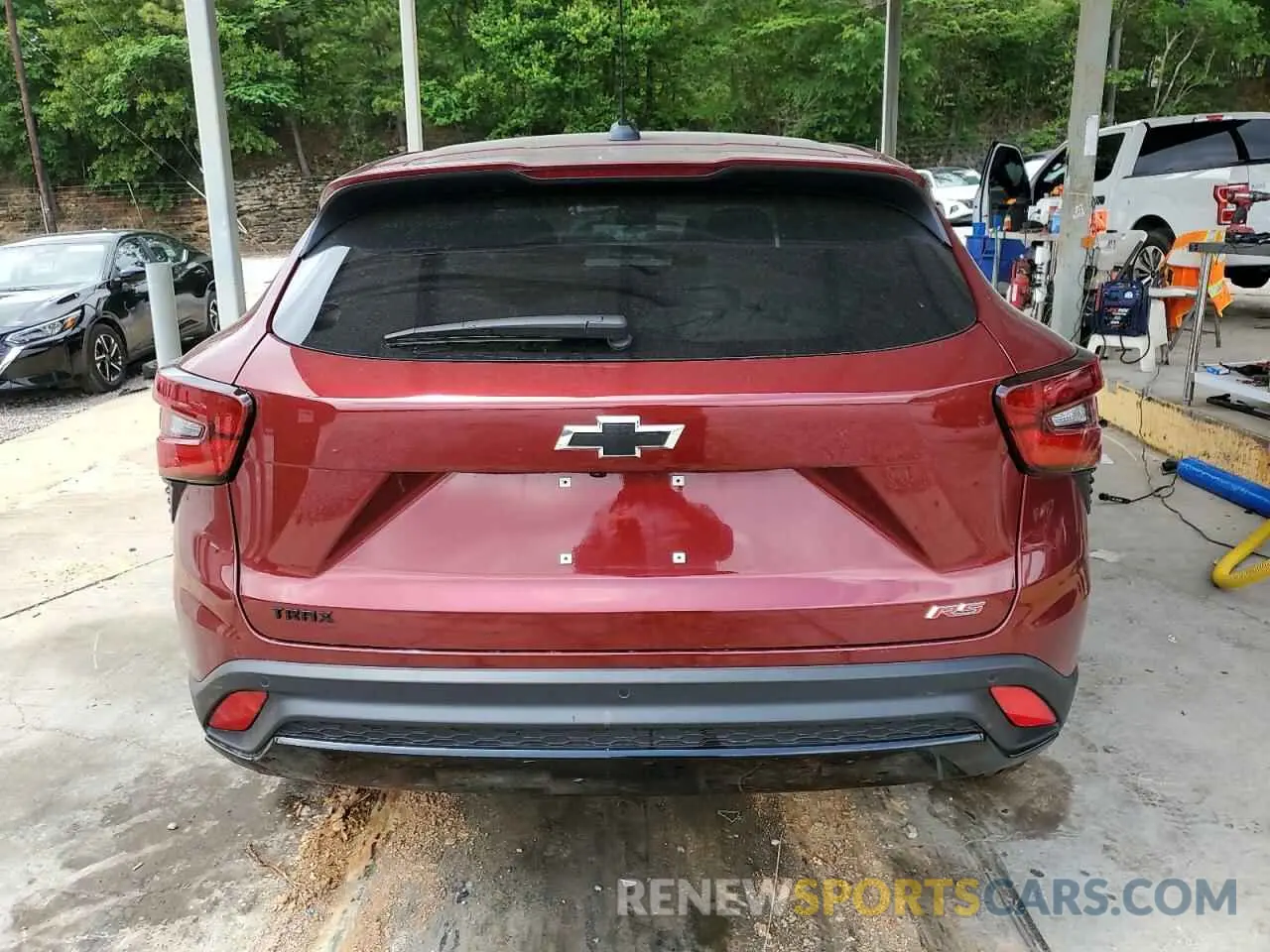 6 Photograph of a damaged car KL77LGEP7SC106710 CHEVROLET TRAX 2025