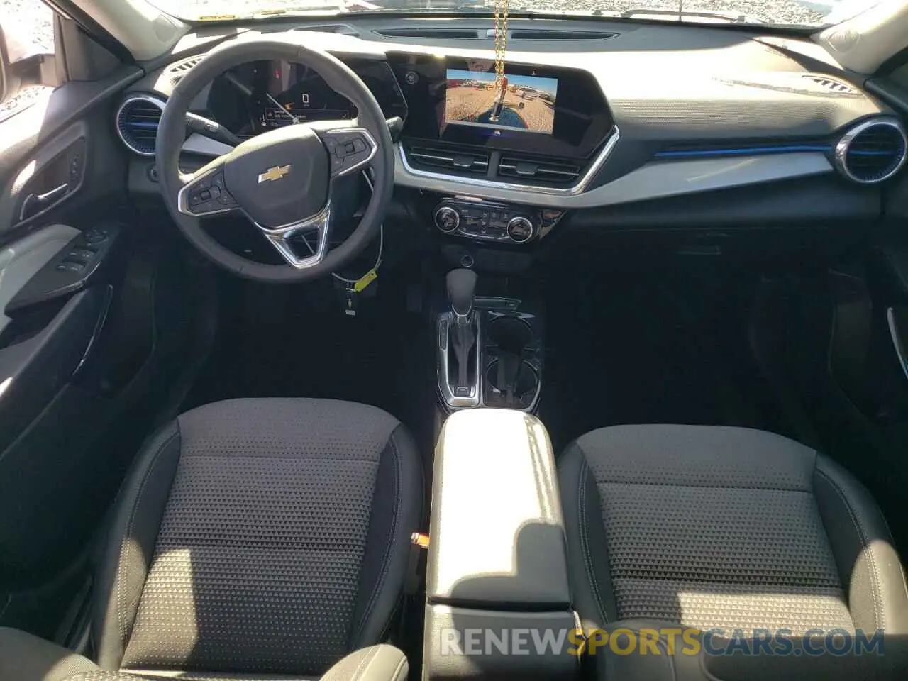 8 Photograph of a damaged car KL77LHEP0SC020595 CHEVROLET TRAX 2025