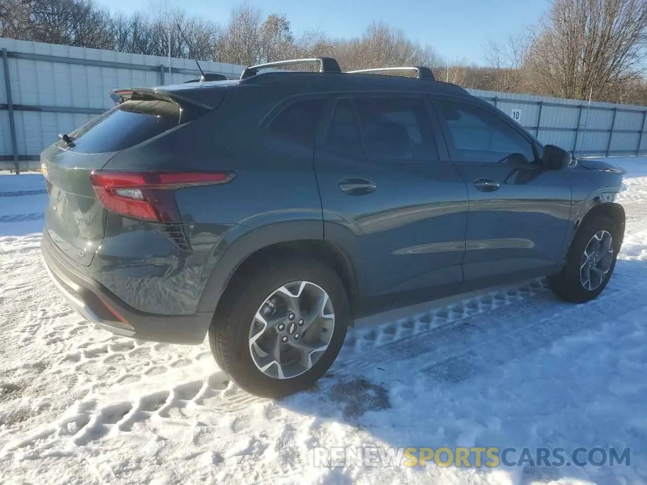 3 Photograph of a damaged car KL77LHEP0SC083860 CHEVROLET TRAX 2025