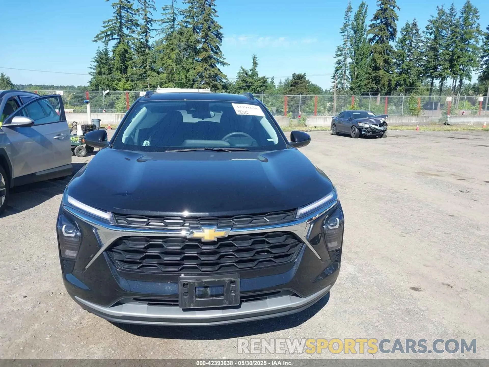 12 Photograph of a damaged car KL77LHEP0SC154393 CHEVROLET TRAX 2025