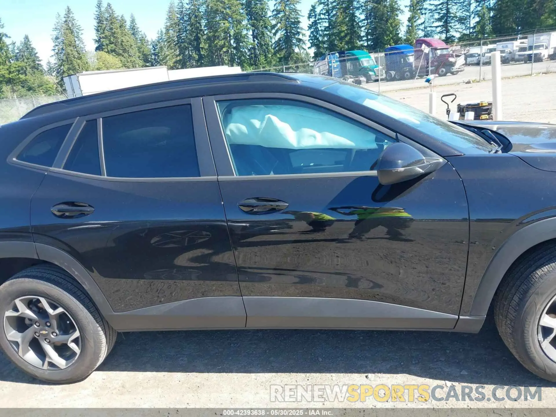 13 Photograph of a damaged car KL77LHEP0SC154393 CHEVROLET TRAX 2025