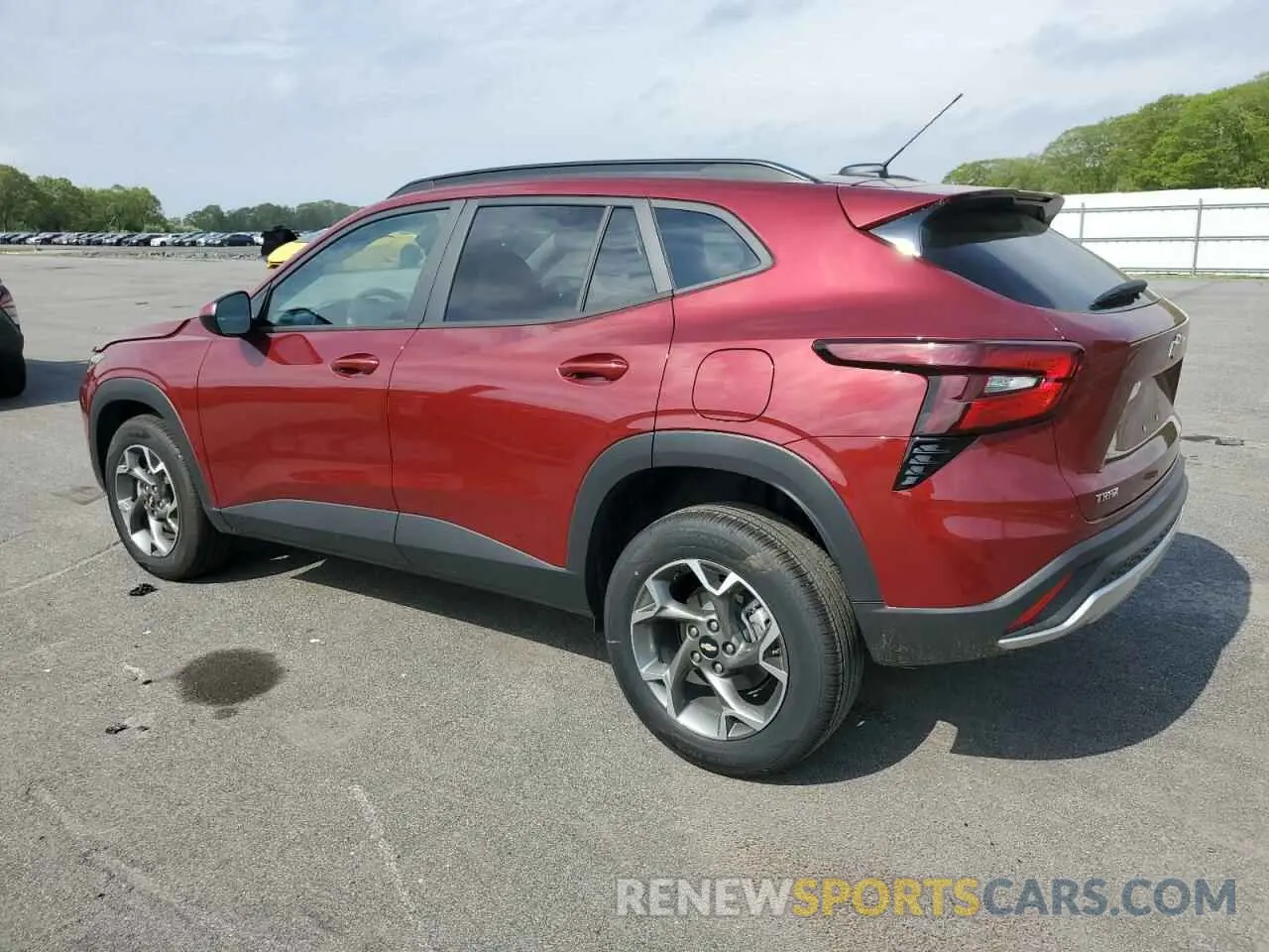 2 Photograph of a damaged car KL77LHEP0SC201860 CHEVROLET TRAX 2025
